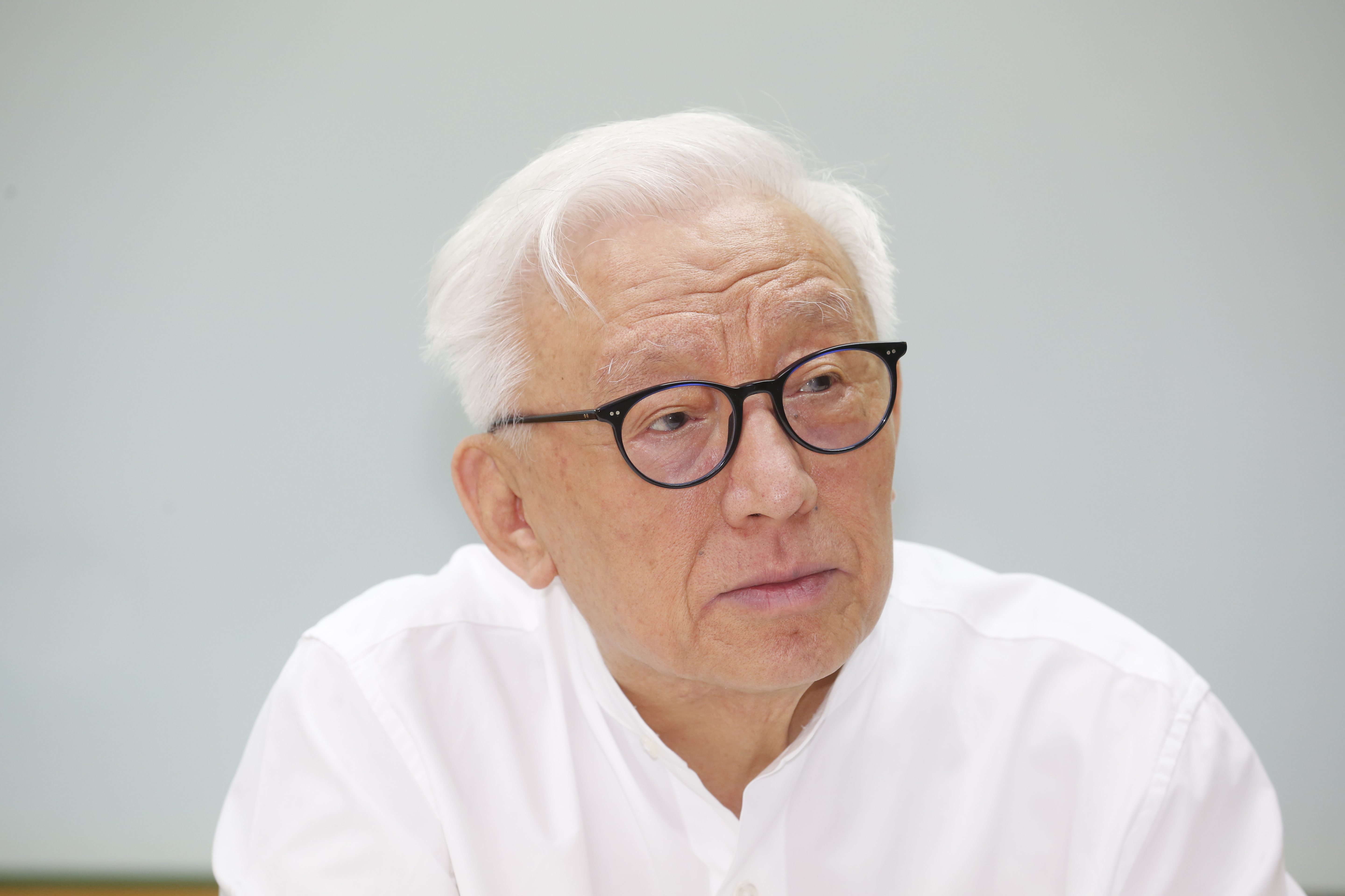 曹興誠在專訪節目中透露，自己放棄新加坡國籍，申請回歸中華民國國籍，「我已經決定，我會死在台灣」。（本刊資料照）