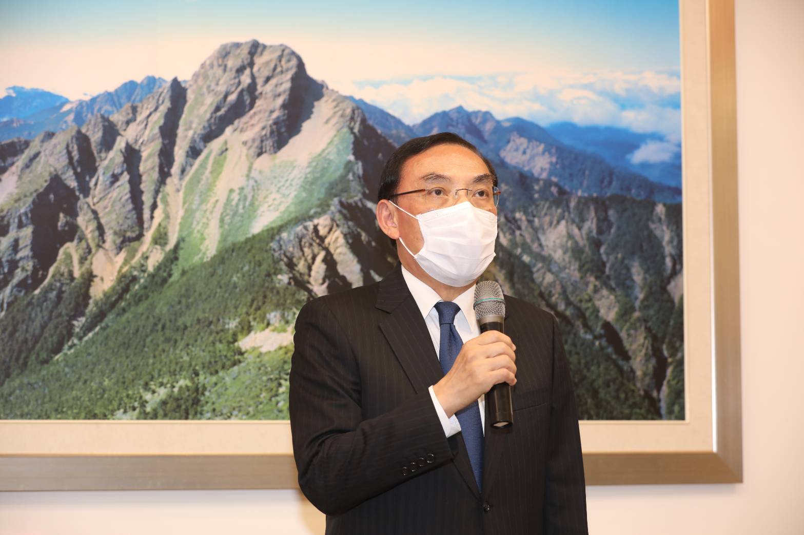 法務部長蔡清祥今舉行記者會，強調法務部做出多項檢討。