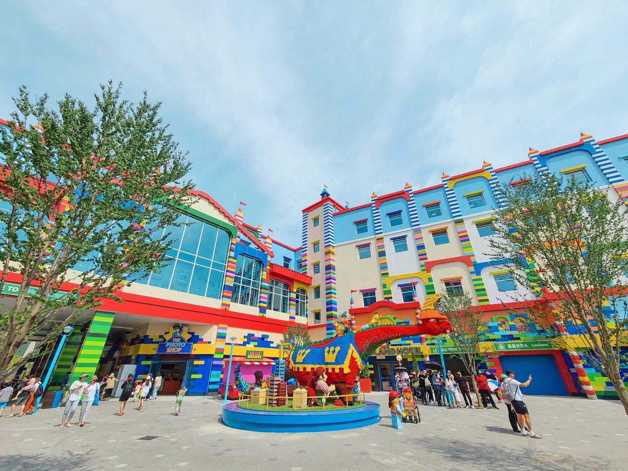 金磚街有最大的紀念品店。（翻攝韓國觀光公社粉絲團）