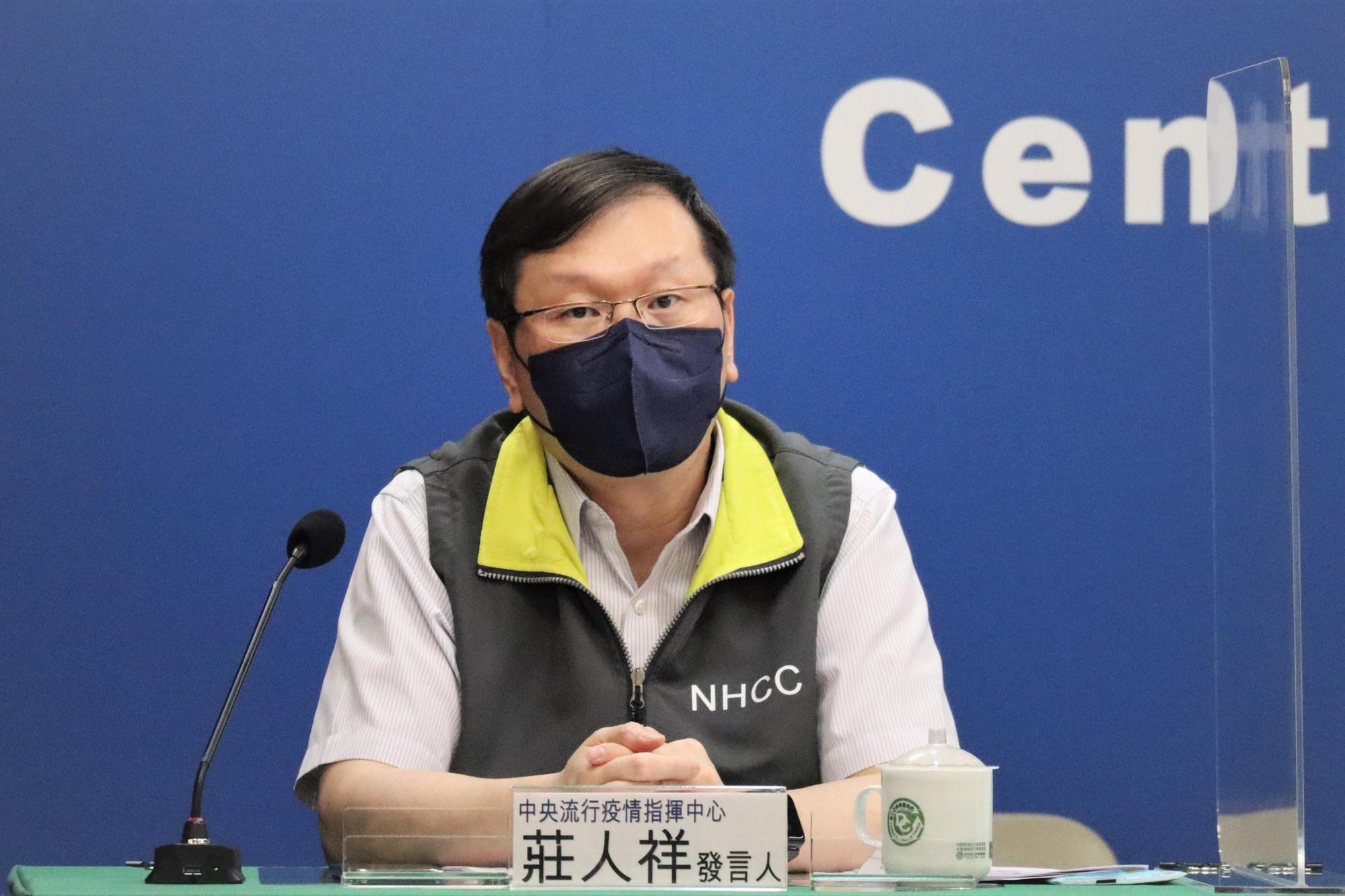 指揮中心今（28）日公布國內新增26,765例COVID-19確定病例，分別為26,450例本土個案及315例境外移入。（指揮中心提供）