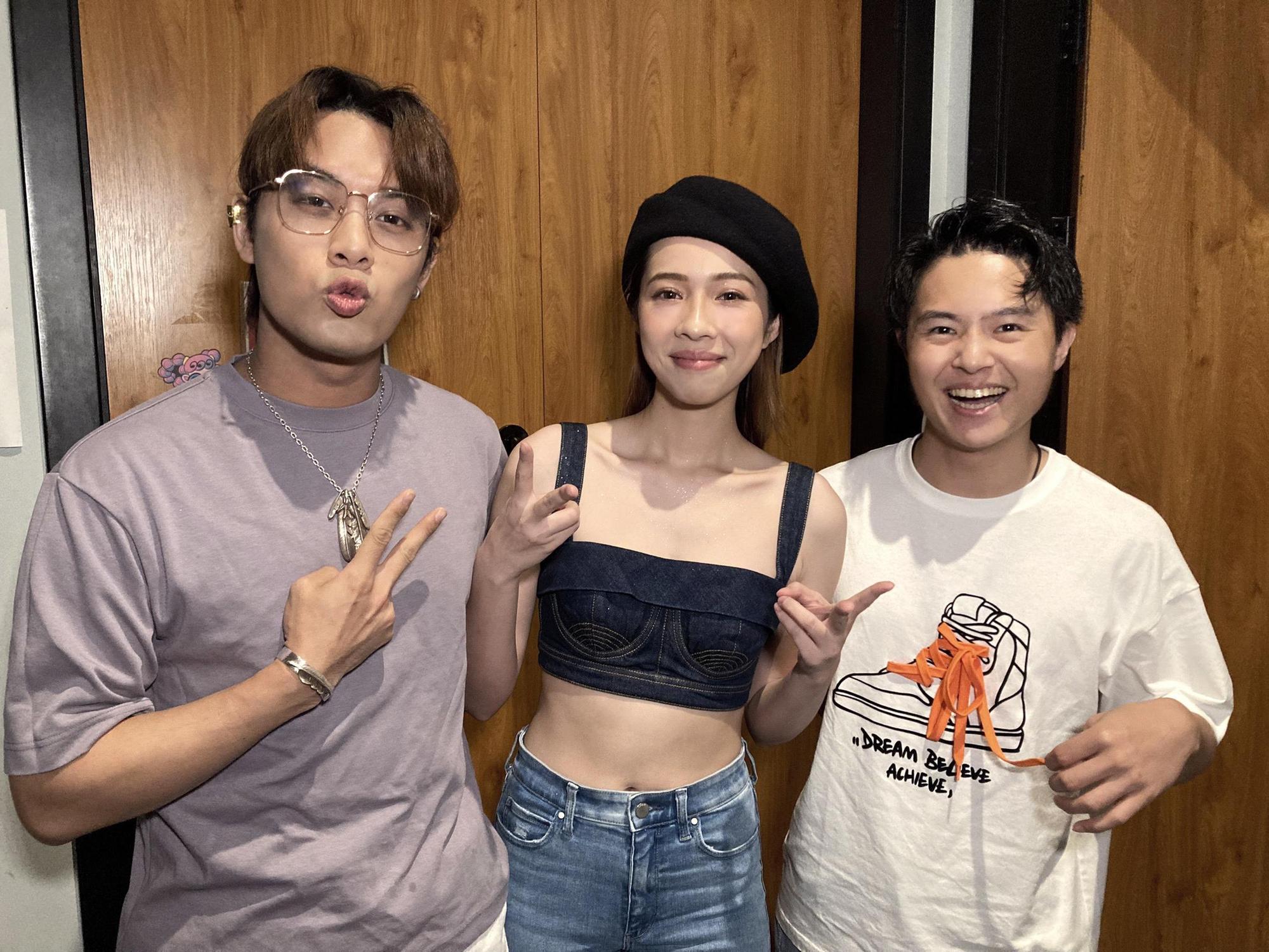 告五人剛結束巡演,期待9月中與哈瓜新樂園同歡。(相信音樂提供)