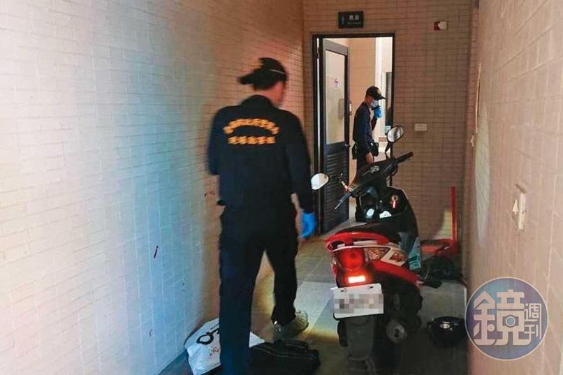 案發後4小時，警方在土城高中廁所找到贓車，並採集到林信吾的指紋。（讀者提供）
