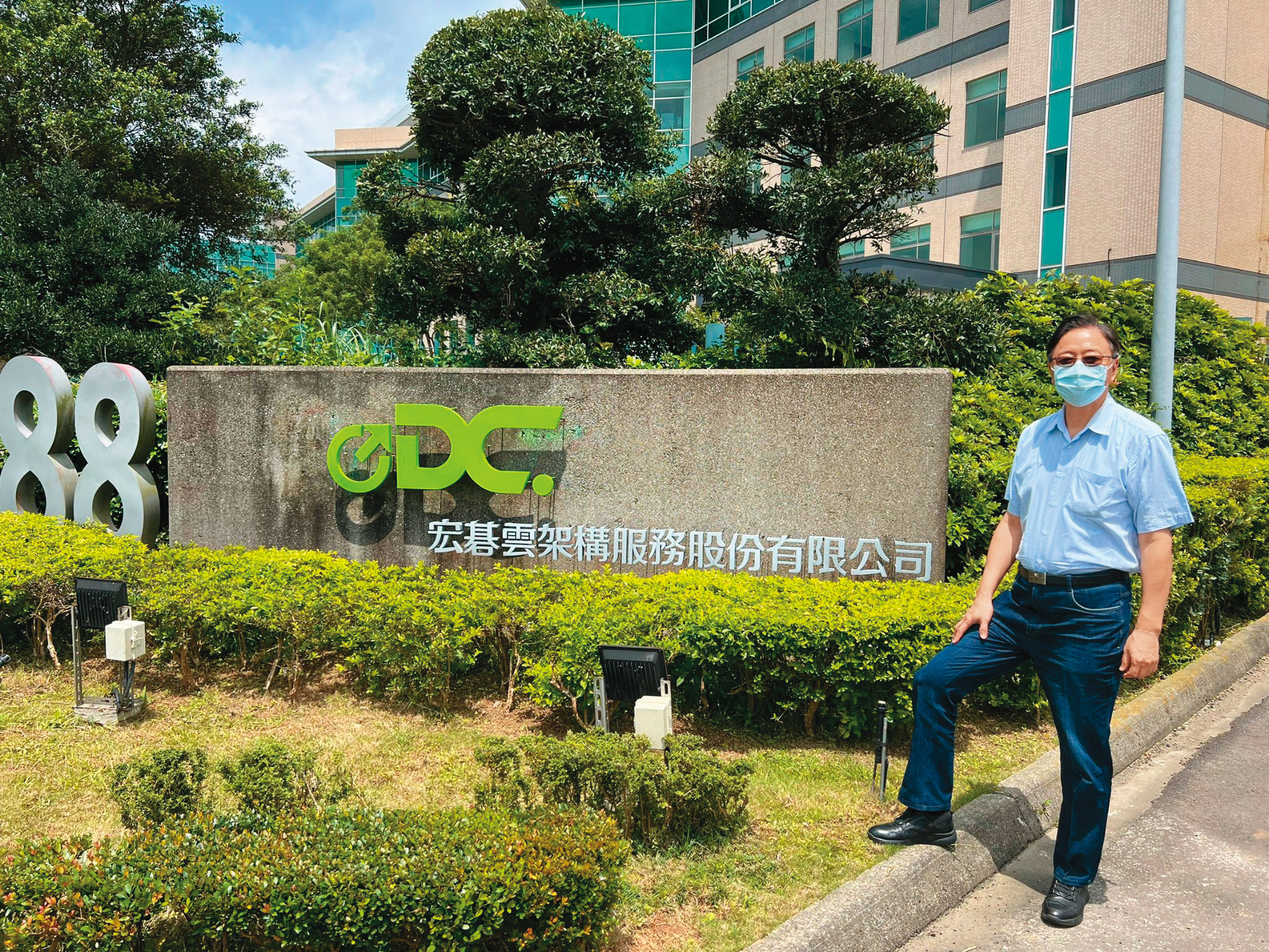 張善政曾在宏碁任職10年,宏碁是台灣IT巨擘,對政府數位化領域的貢獻頗多。(翻攝張善政臉書)