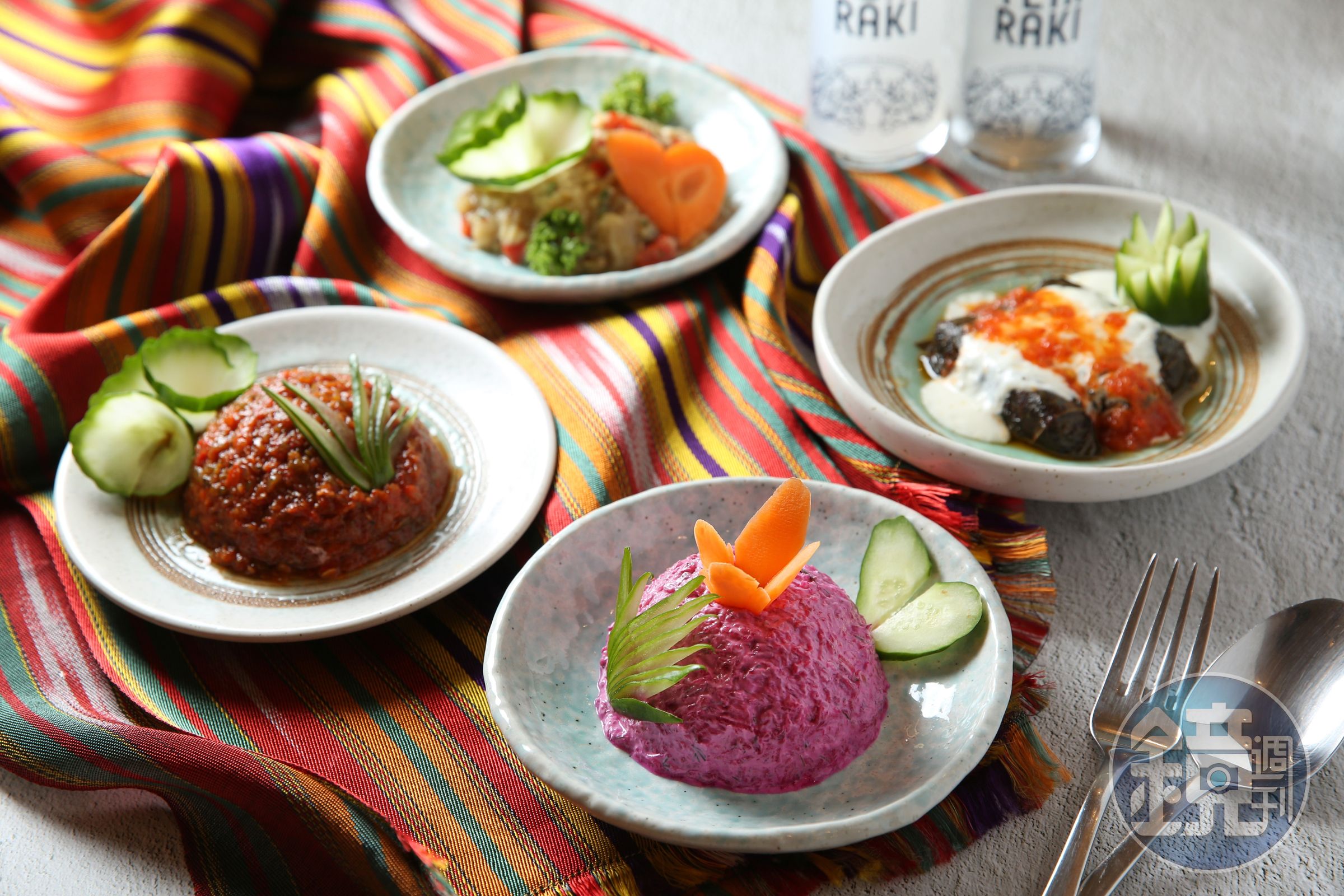 色彩繽紛的冷前菜「Meze」是土耳其愛琴海料理的特色。