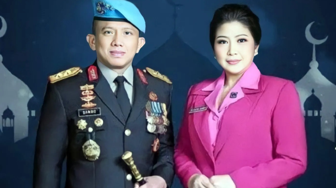 警長桑保與夫人合影。(翻自portalyogya.com)