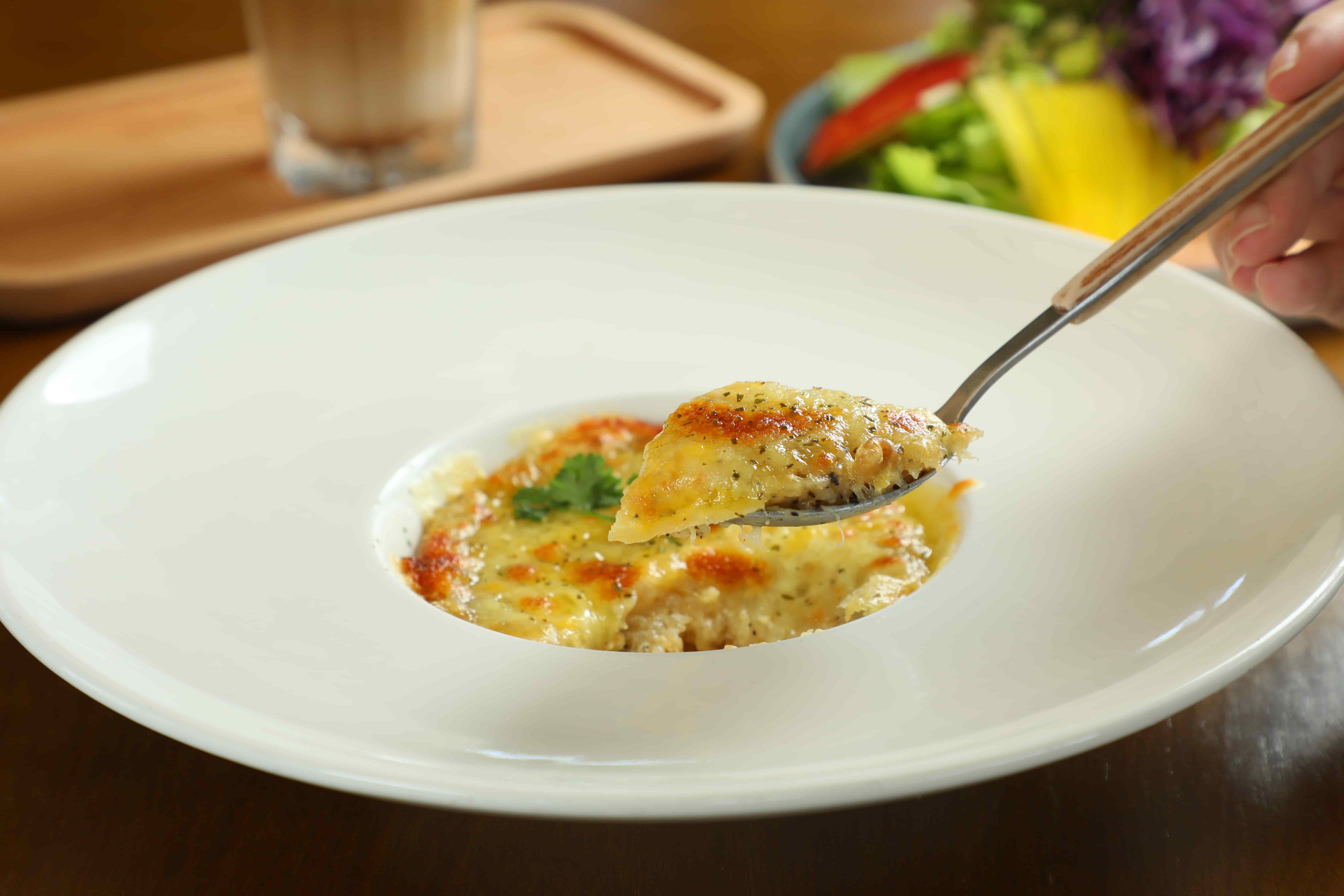 Menu上可選擇的餐點不少，包含奶香濃郁的「義式燉飯」。（250元／份）