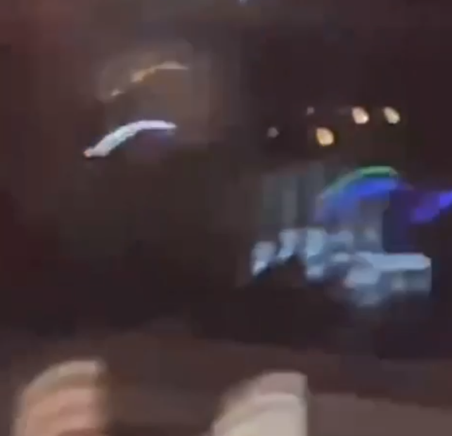 事發地點附近就是開放空間。(翻自《51吃瓜網》)