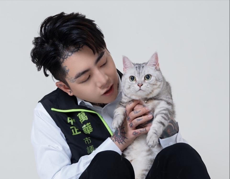 謝和弦宣布參選台北市中正萬華區市議員。（翻攝自謝和弦臉書）