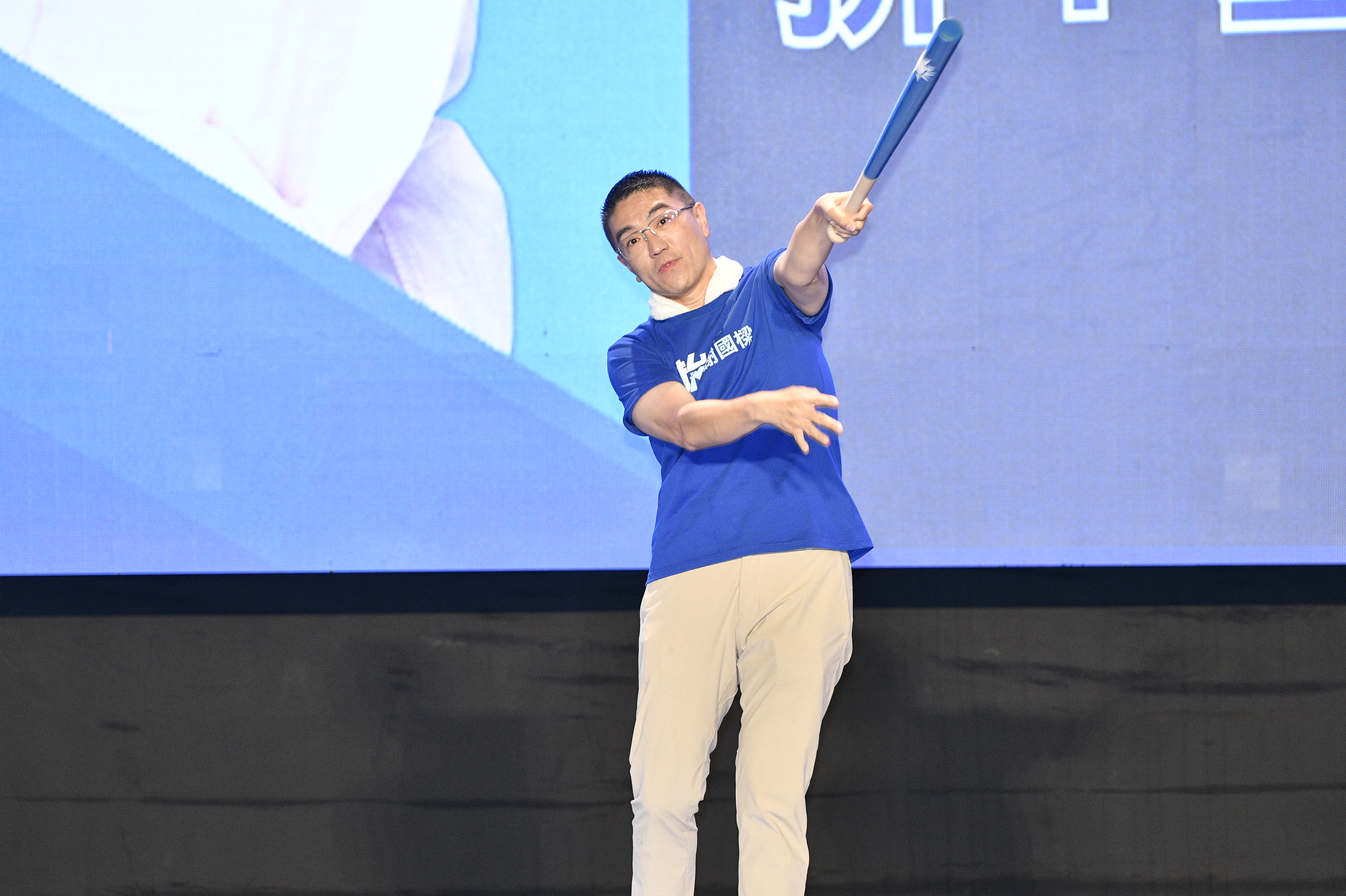 國民黨基隆市長參選人謝國樑被指論文經比對系統抓包相似度高達47%。