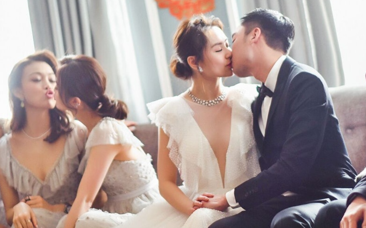 阿嬌與賴弘國重金舉辦世紀婚禮，賴弘國笑稱差點讓他破產。(英皇提供）