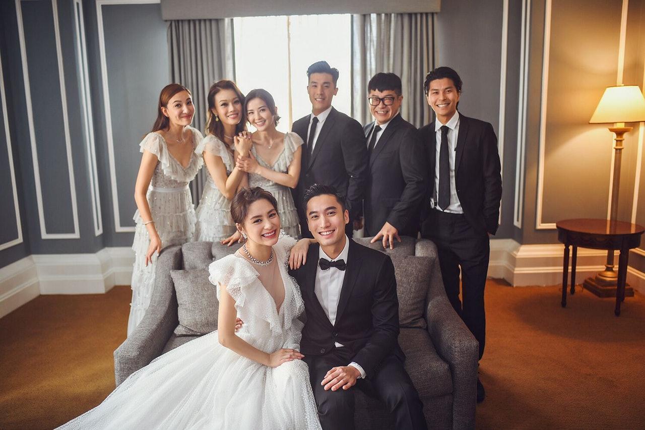 阿嬌與賴弘國2018年結婚時,許多娛樂圈大咖見證恭喜。(英皇提供)