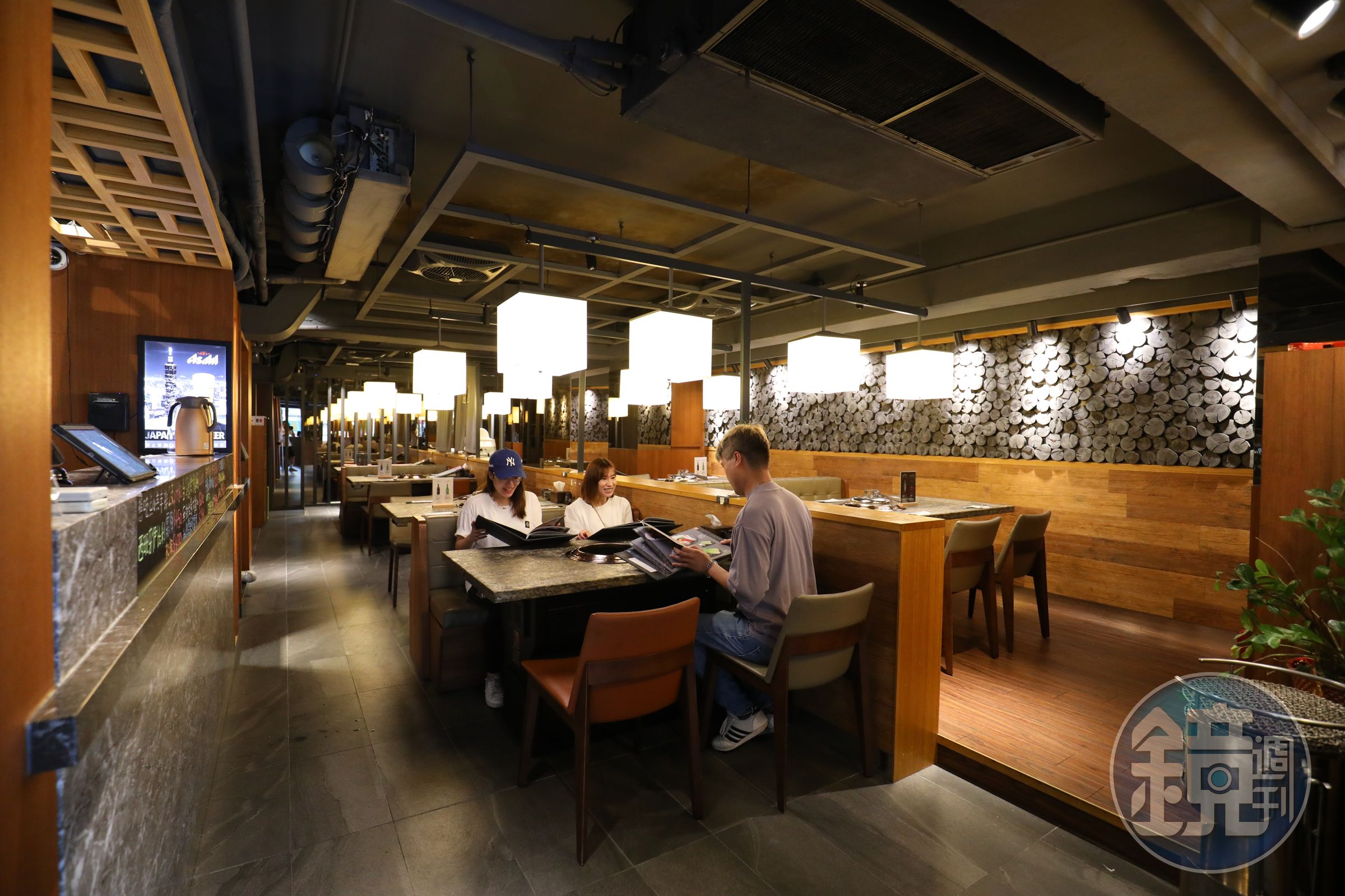 京昌園店內排煙系統頗優秀，吃燒肉不怕染滿一身油味。