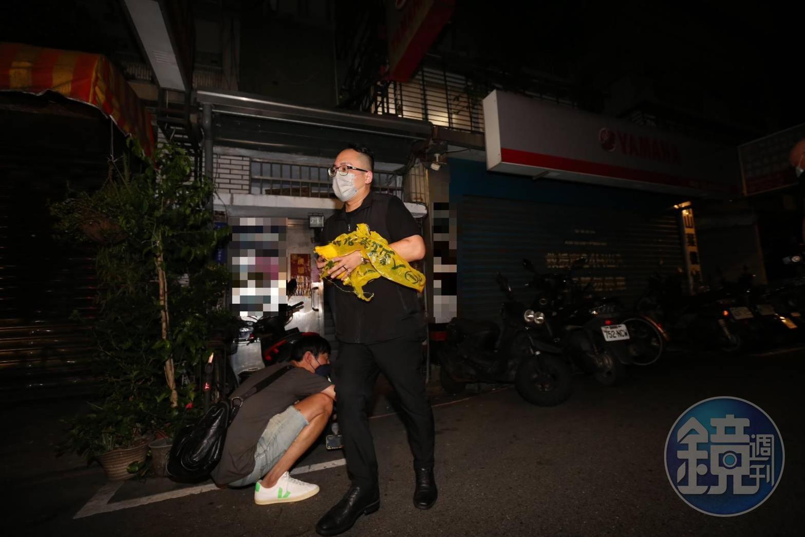 新北市永和區今(5)日驚傳分屍案,警方已封鎖命案現場進行蒐證。