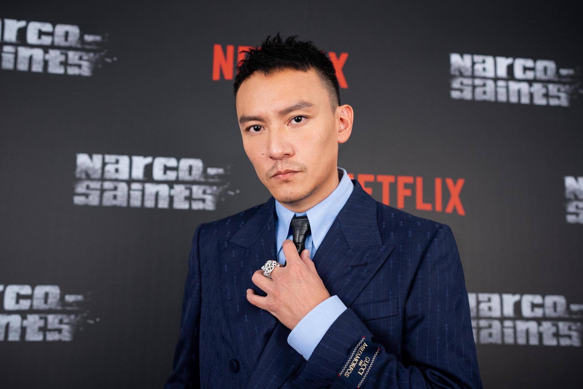 張震以影片現身《毒梟聖徒》記者會,河正宇笑說兩人時隔10多年再相見,張震都沒有老。(Netflix提供)