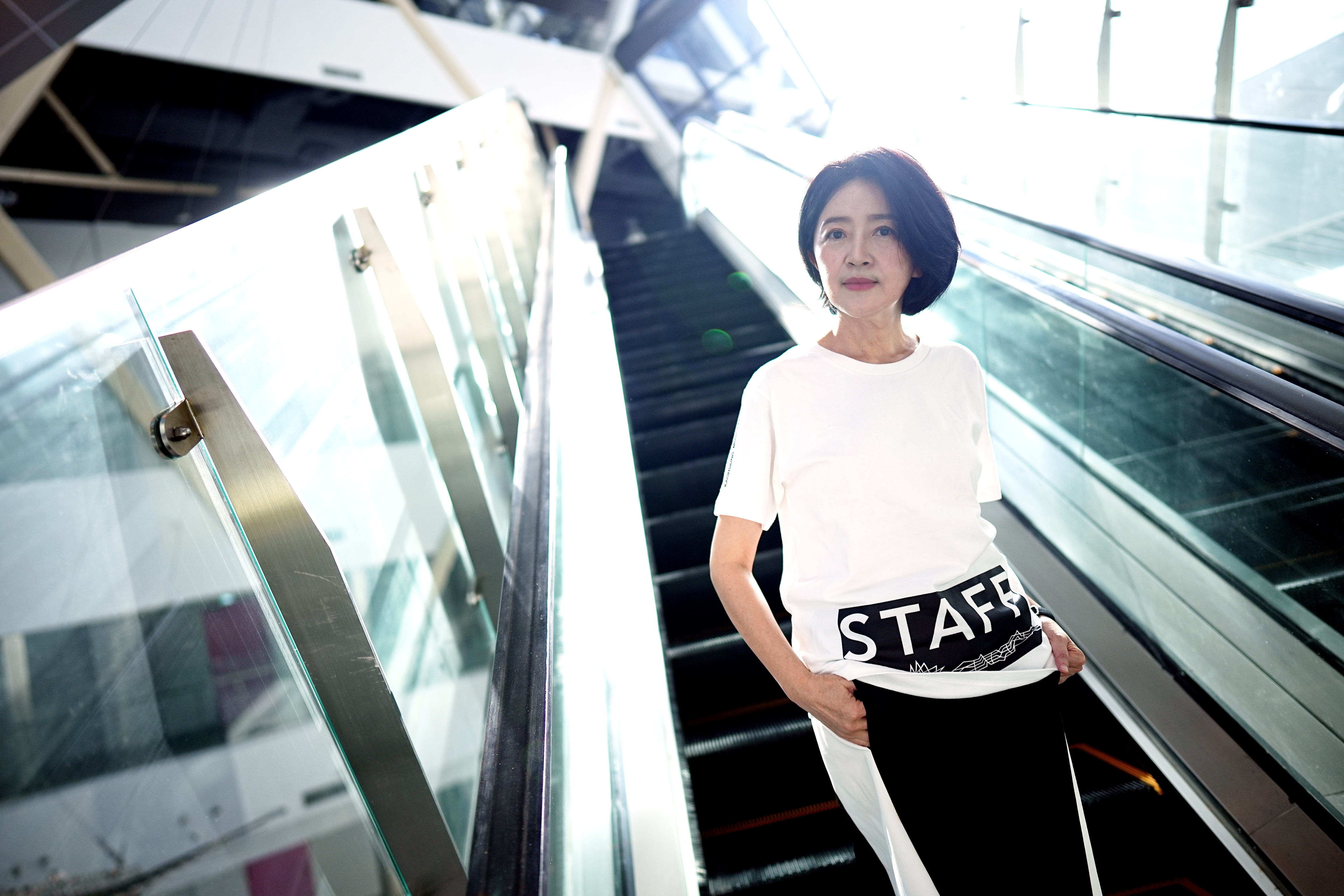 李欣芸帶我們逛高流音浪塔。