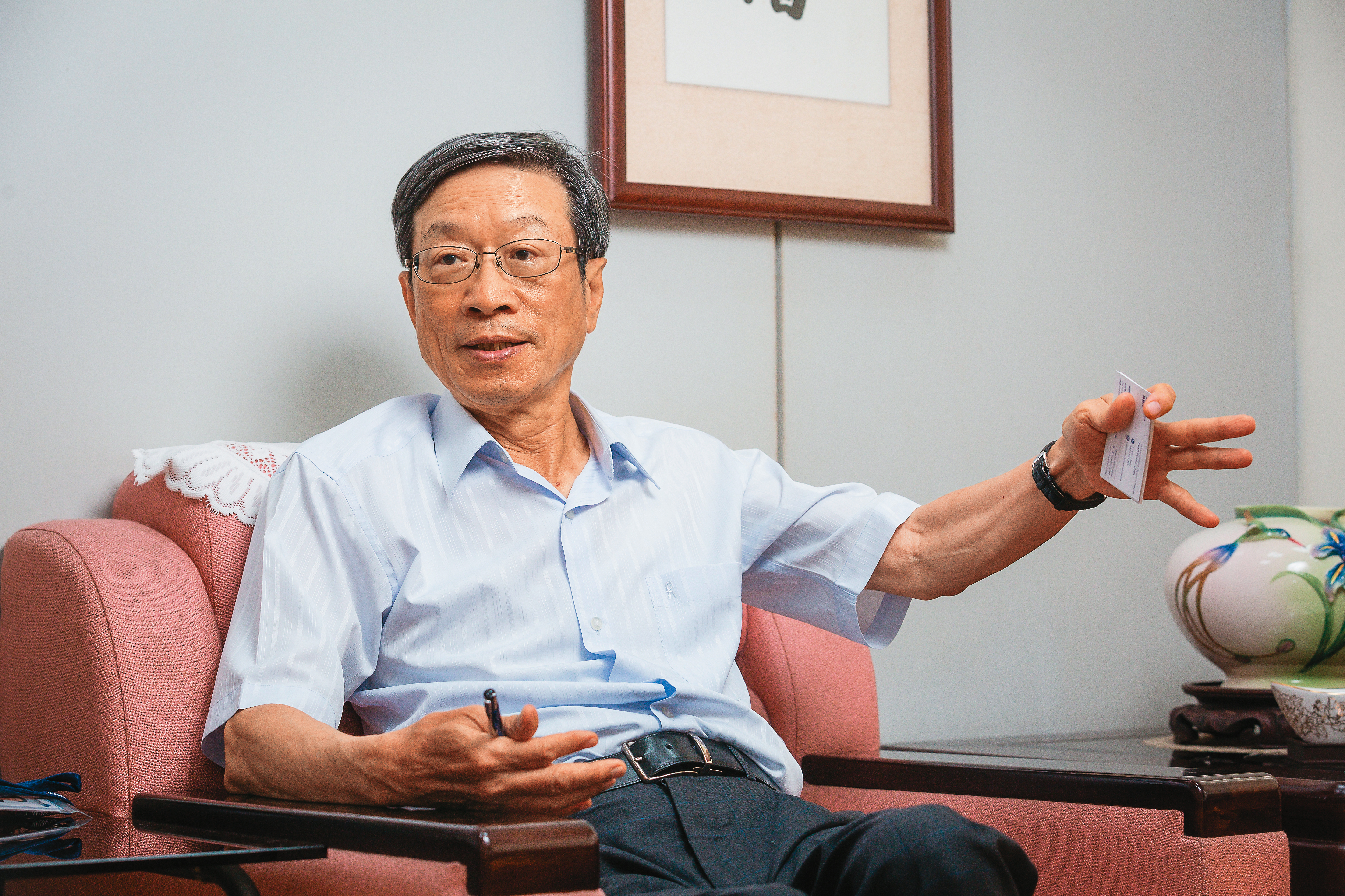 美琪瑪與日商戶田合作，間接打入特斯拉應鏈，將運用過去氧化觸媒回收經驗卡位電池材料回收市場。（圖為美琪瑪董事長嚴隆財）