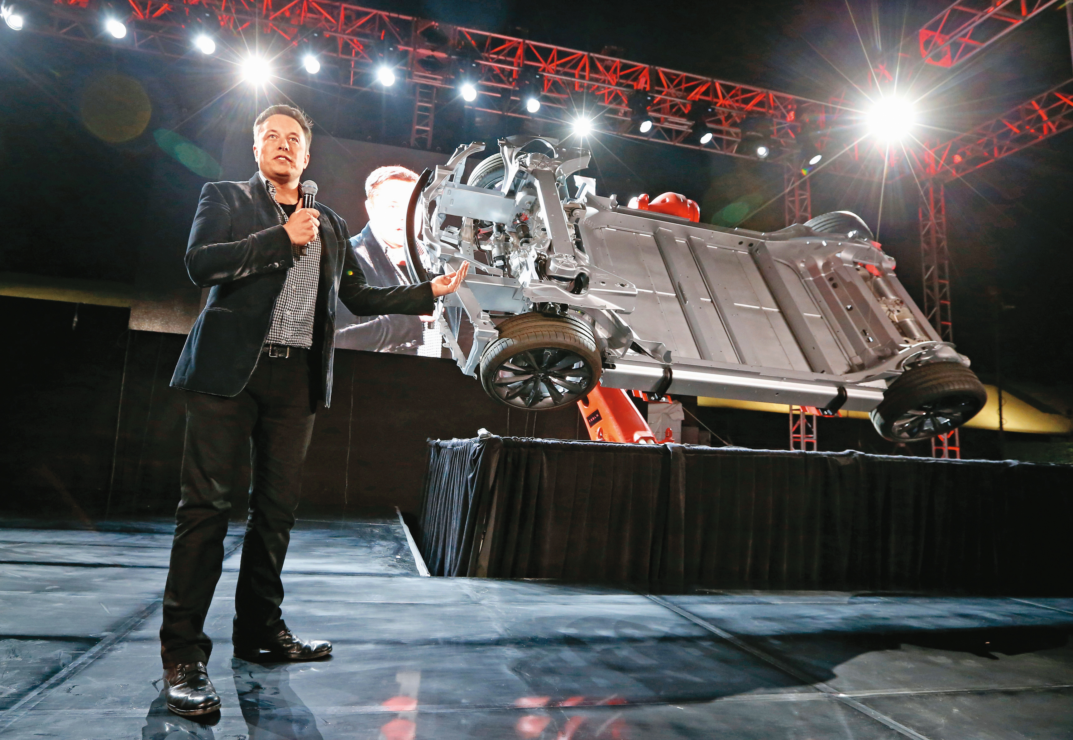 隨著鋰礦價格不斷飆升，在馬斯克主導下，特斯拉宣布進軍電動車電池回收領域。（達志影像）