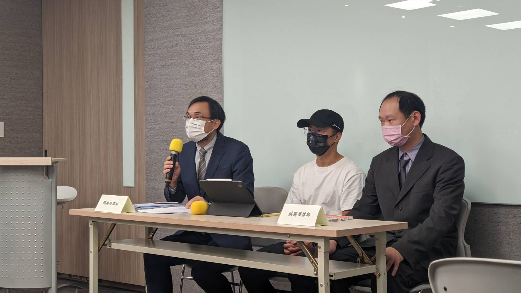 超馬好手林義傑遭北檢起訴求重刑，他在2位律師陪同下召開記者會，強調絕未涉及不法。