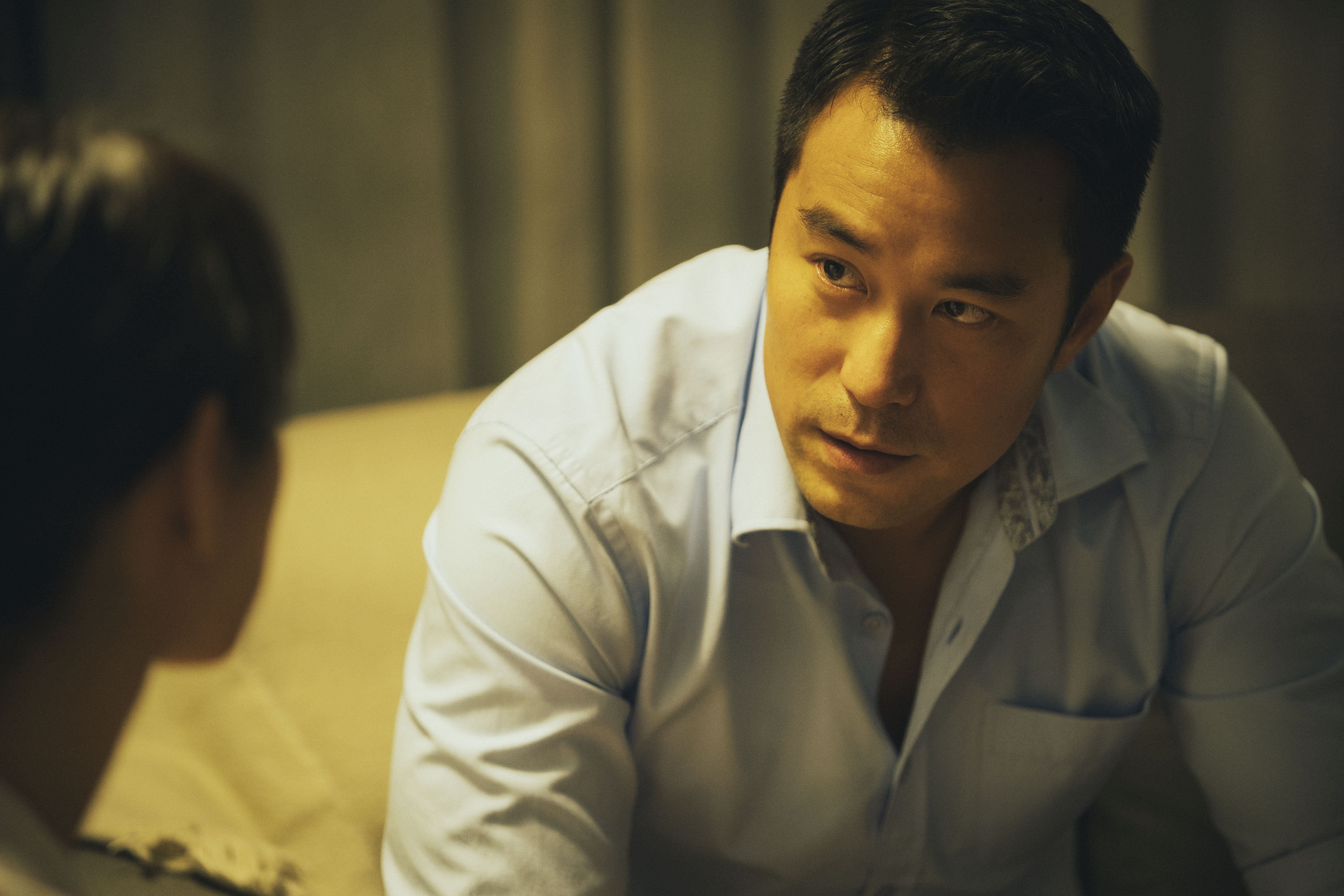 《童話・世界》導演唐福睿表示劇本中律師的角色最初就是以張孝全的形象來寫，拍成電影也理所當然由他來演出。（傳影互動）