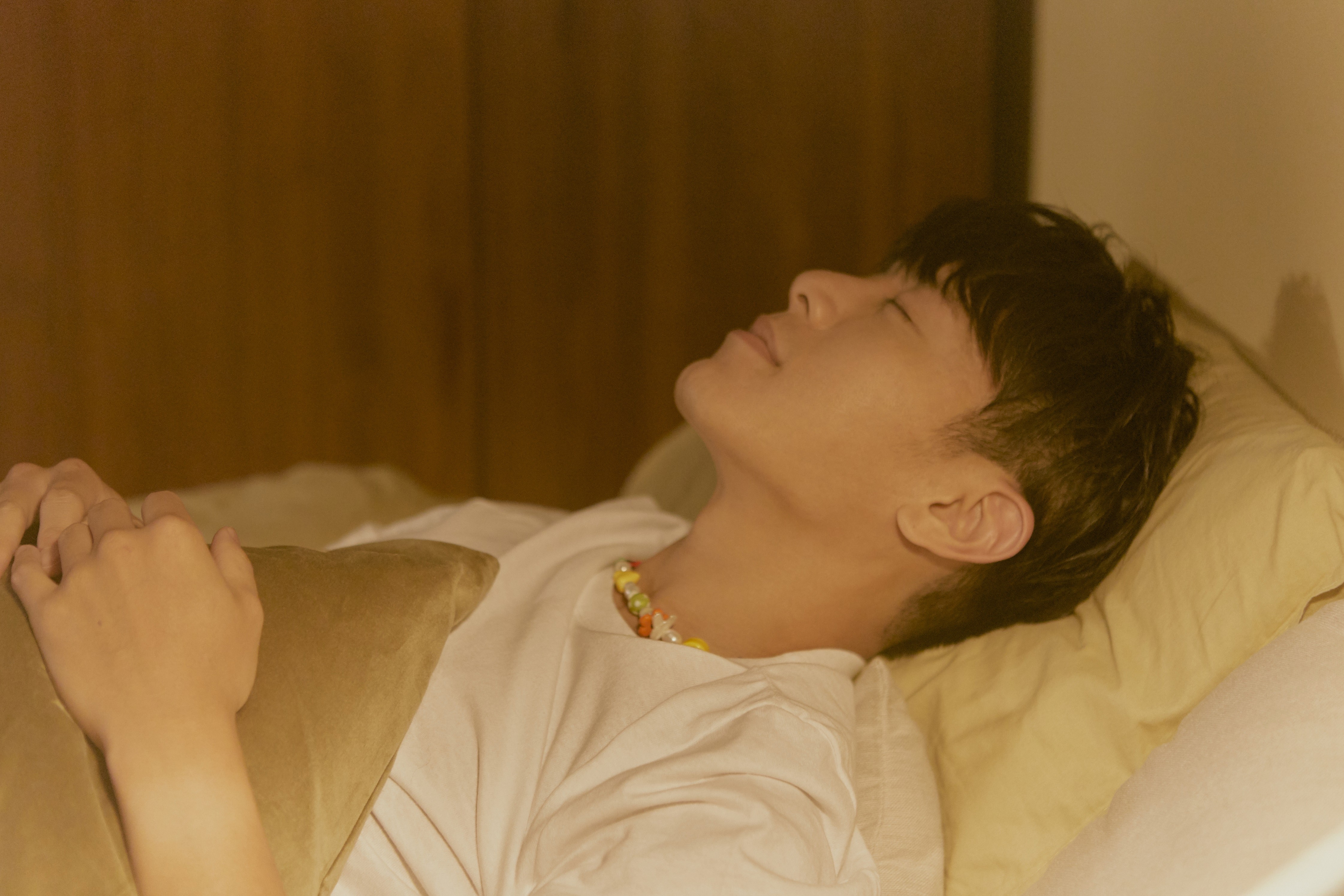 韋禮安再秀韓文，變「聲」溫柔「歐巴」 以「女友視角」現身，詮釋思念綿長的「聲戀」。（索尼音樂提供）