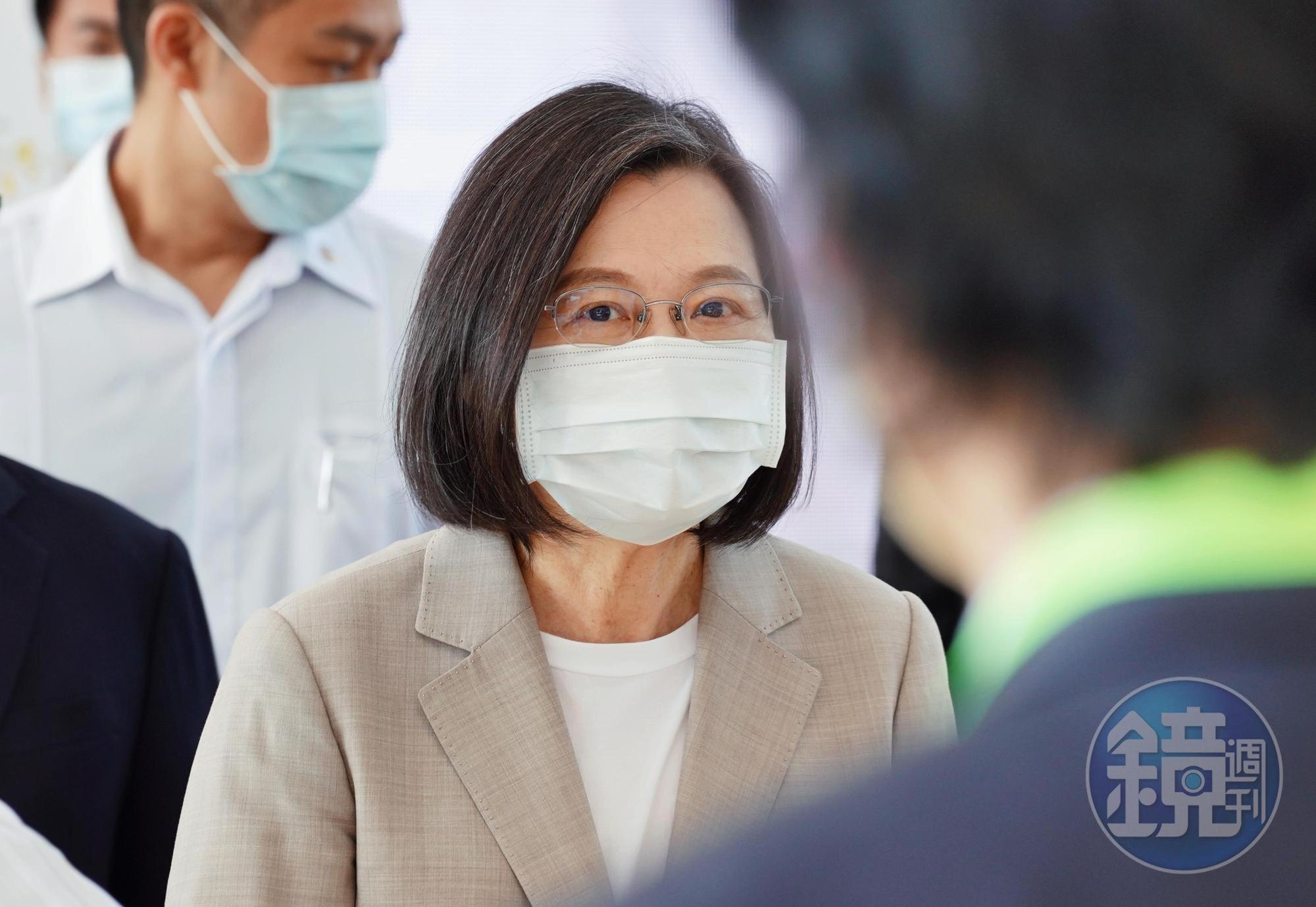 總統蔡英文被國民黨團質疑搭專機假視察真輔選,總統府回應說明處理標準。(本刊資料照)
