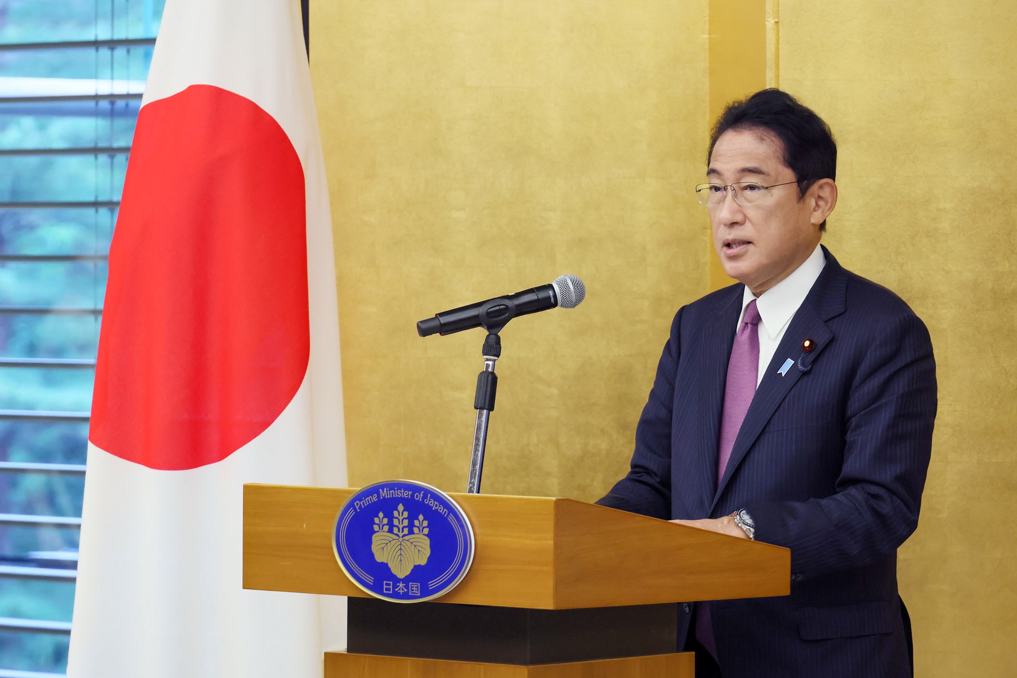 首相岸田文雄今（8）日出席國會，針對國葬一事備詢。（翻攝首相官邸臉書）