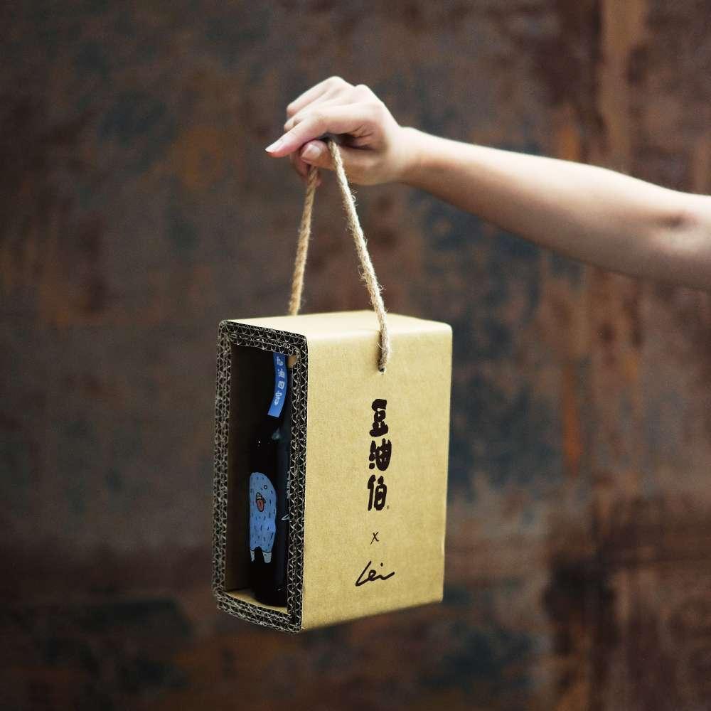 瓦楞紙的包裝,很環保。(豆油伯提供)