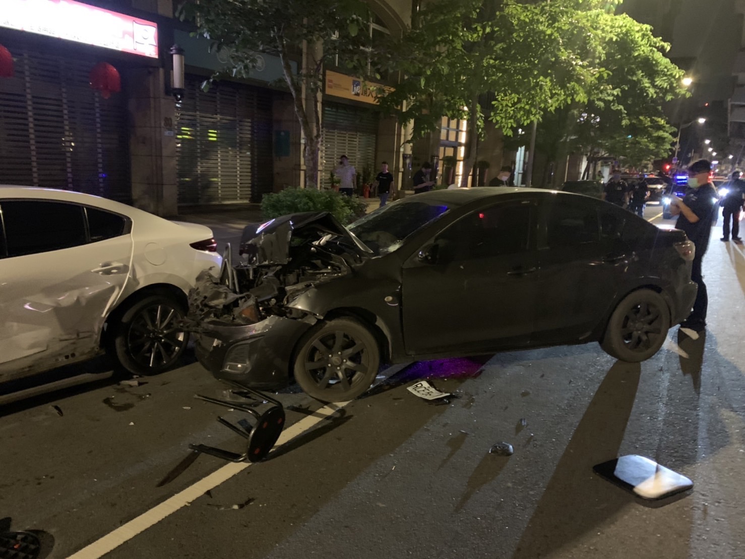 北市街頭中秋夜發生行車糾紛。（警方提供）