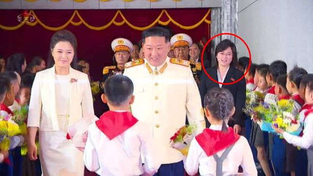 新妹子疑似在今年4月曾經登場過。（翻自《朝鮮日報》）