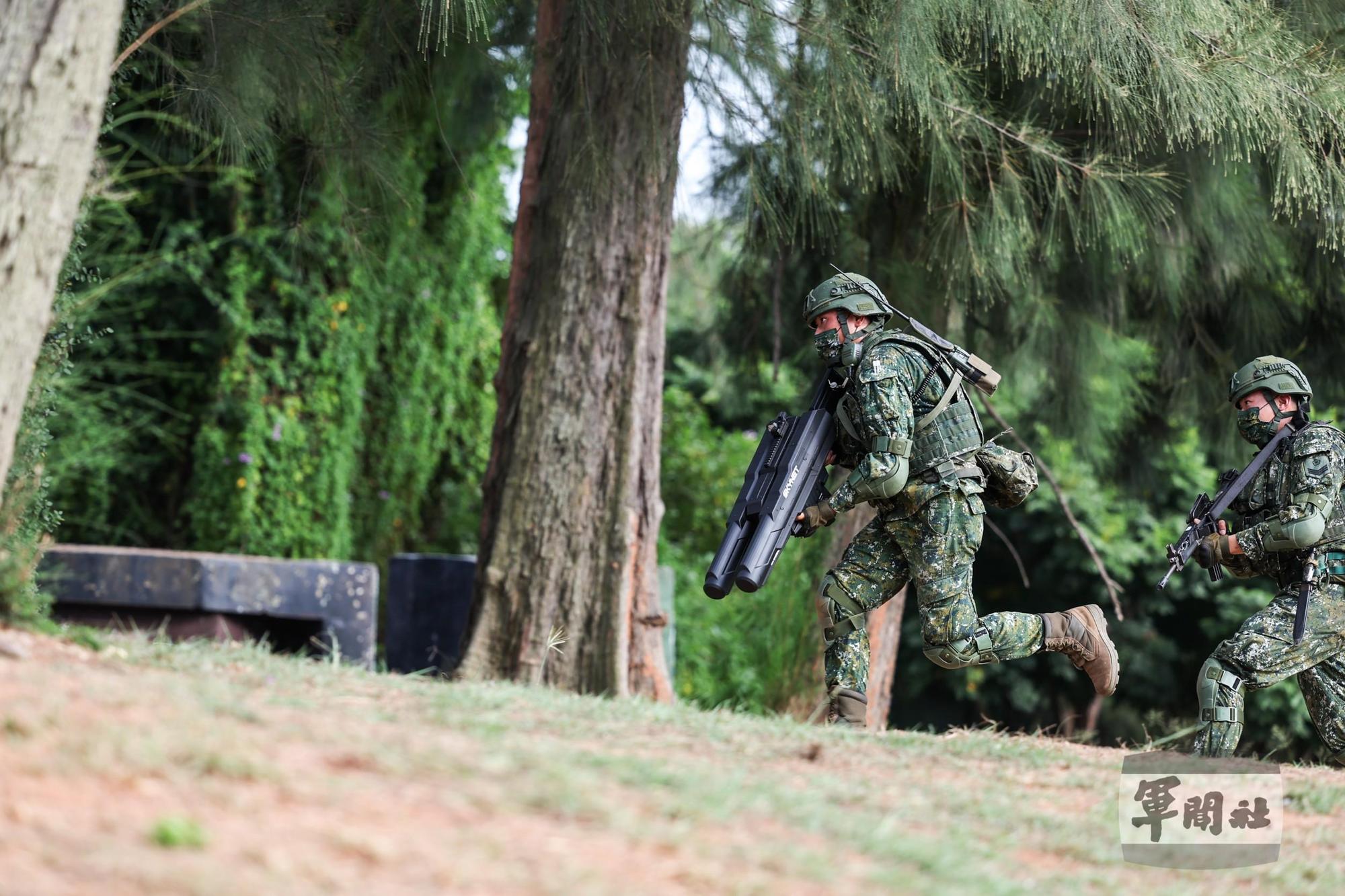 隨著國際趨勢與中國解放軍頻頻擾台,義務役延長的議題近日也再度成為話題。(示意圖,軍聞社記者周昇煒攝)