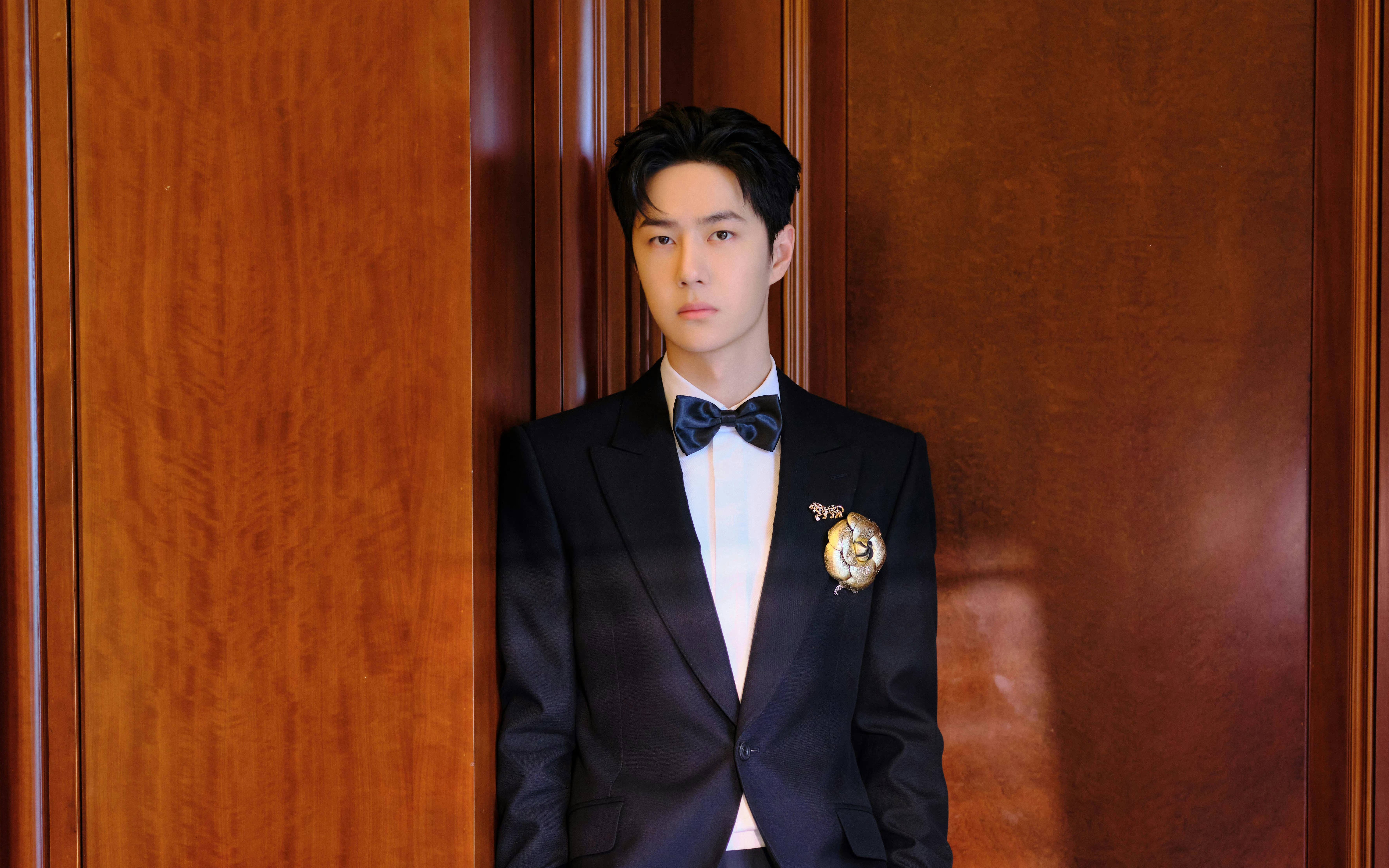 大陸男星王一博今向警察機關報案,駁斥謠傳他遭包養、買春與是性工作者等不實傳聞。(翻攝王一博工作室微博)