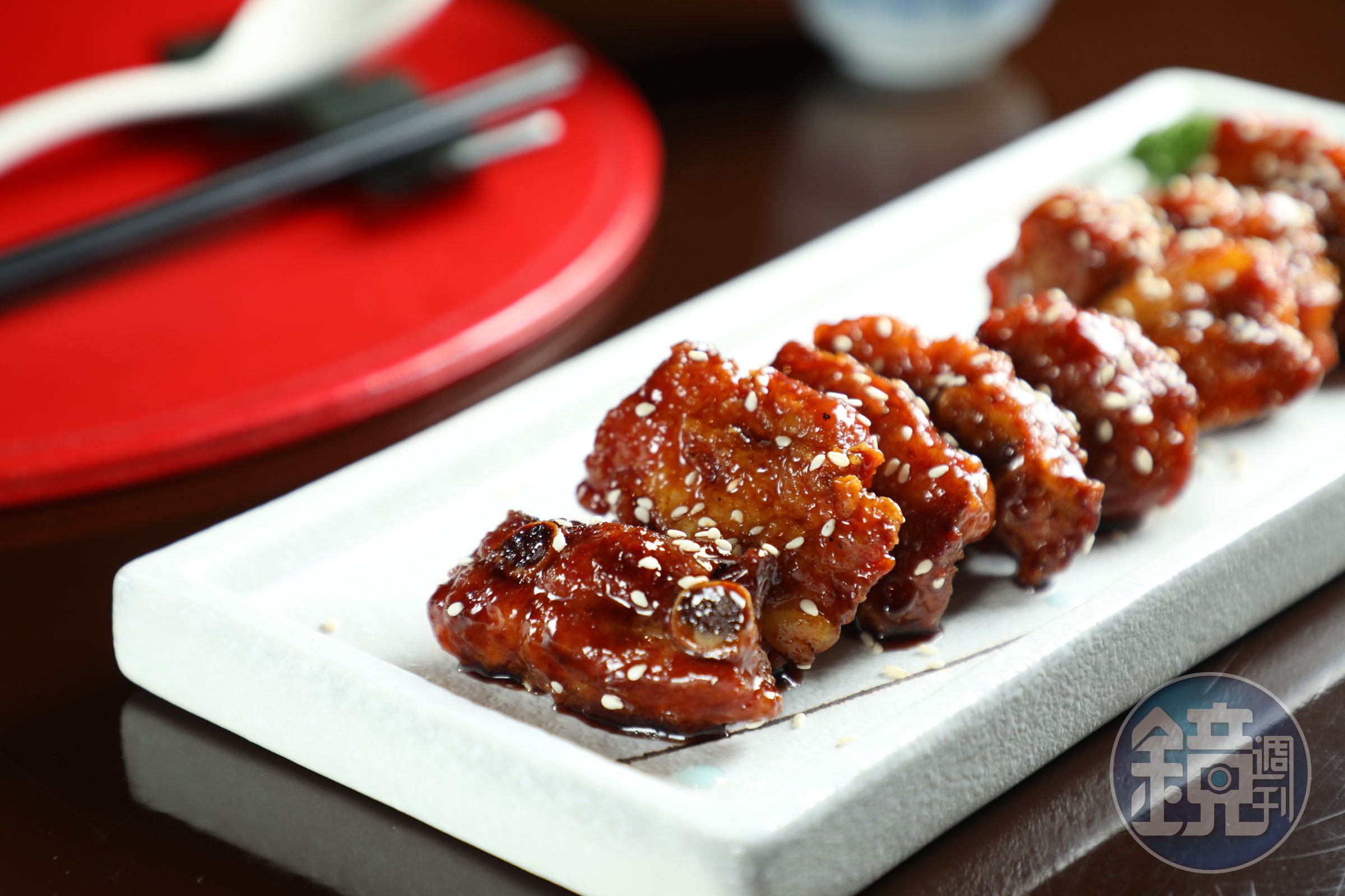 酸中帶甜的「鎮江醋肉排」，極考驗廚師做菜的火候，稍不留意就會帶苦。（580元／份）