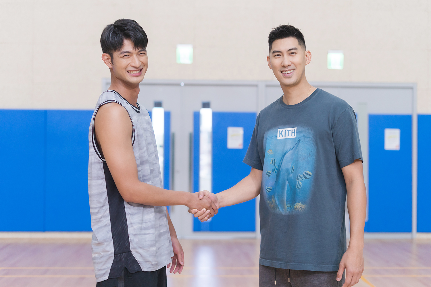 王新凱開心見到自己的偶像毛加恩。（TVBS提供）