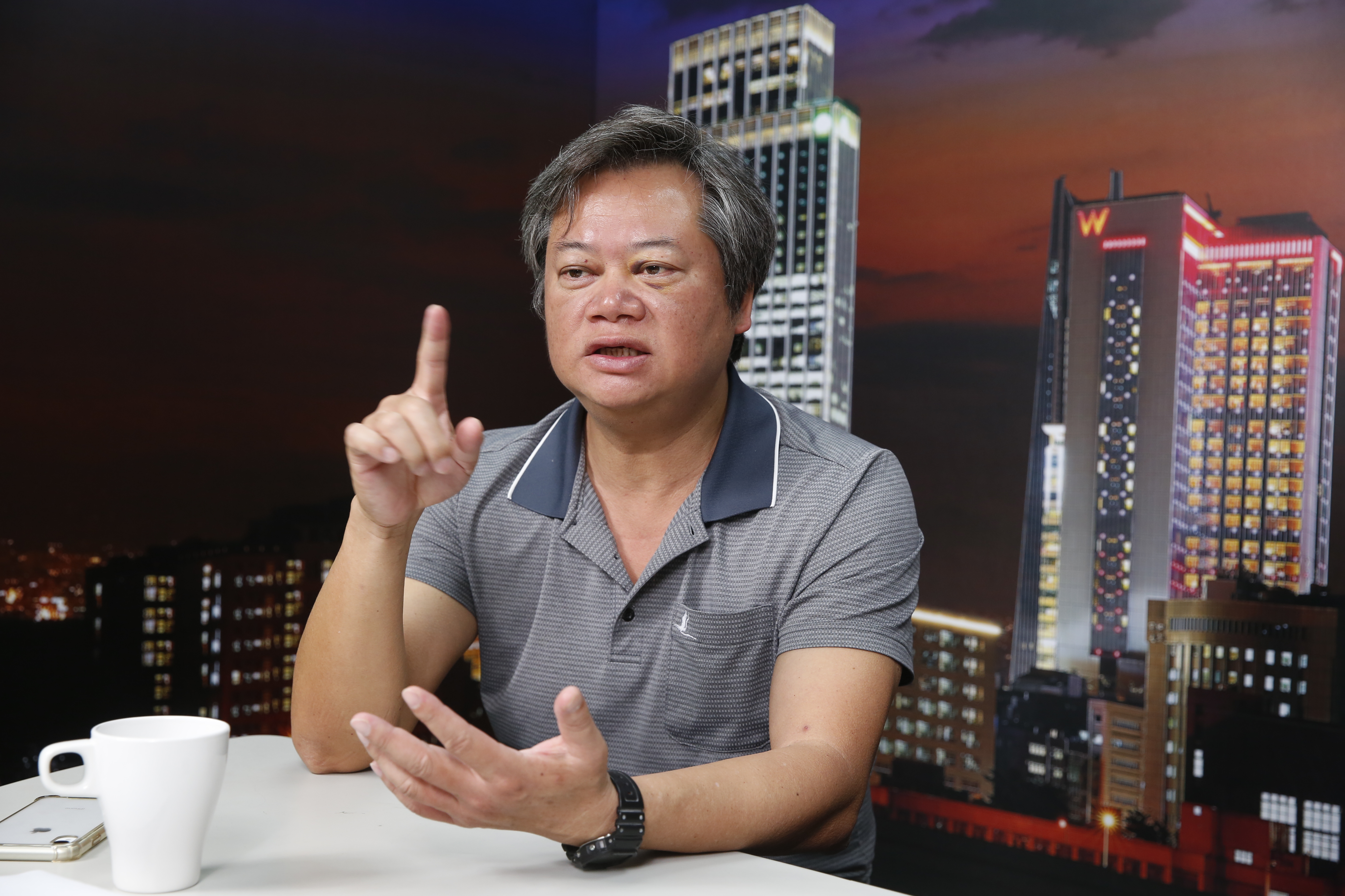 2021年底挾高人氣上市的00900，表現卻讓人心慌，不敗教主陳重銘教戰解套術。