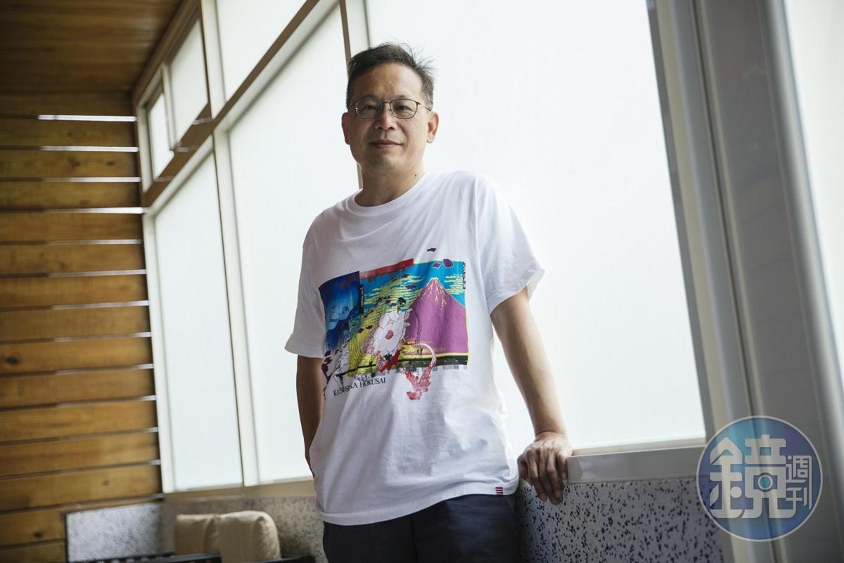 監製王銀國雖是物理博士卻懷抱電影夢,為《科學少女》資金四處奔走。