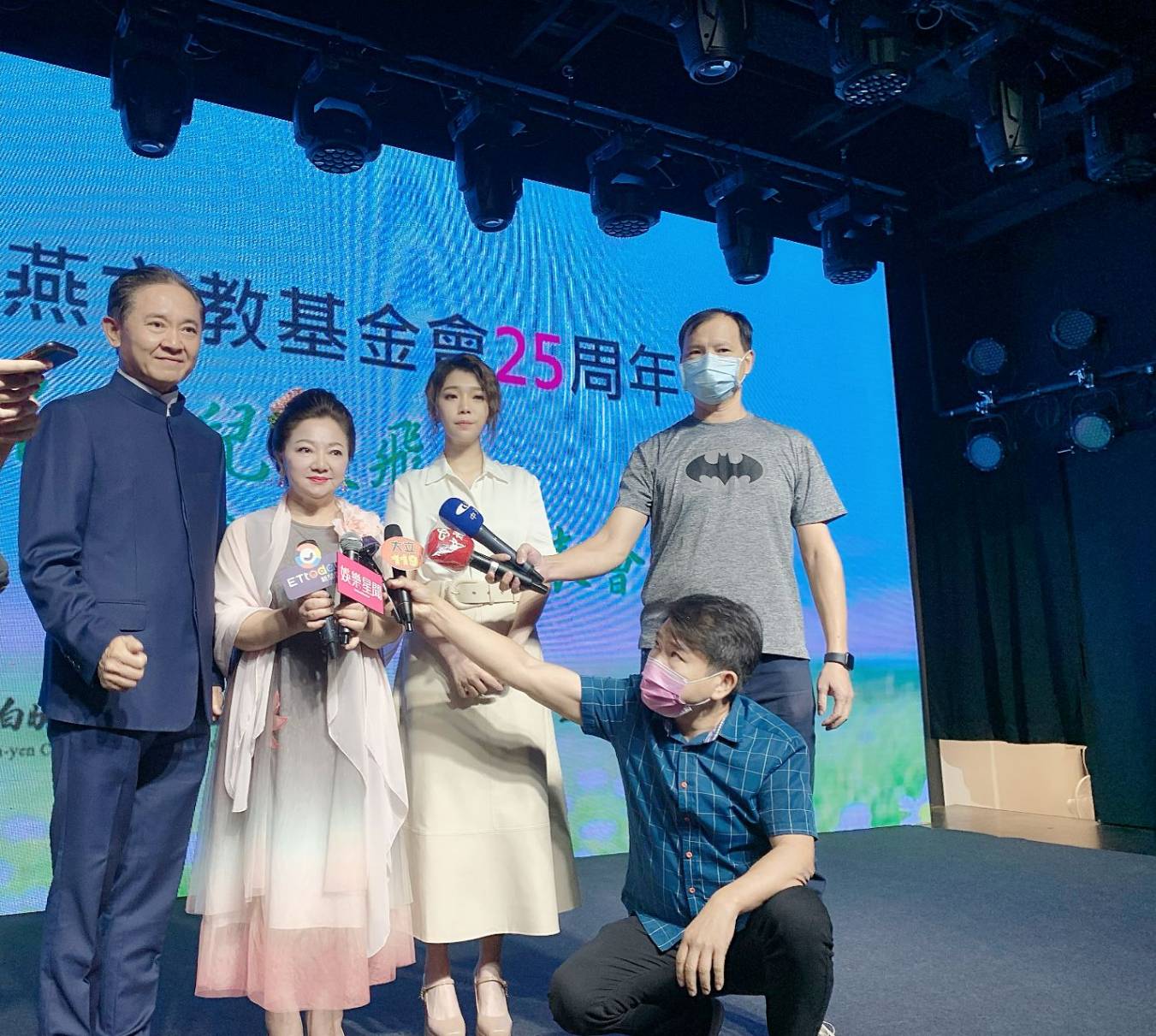 林文勝（左）接任白曉燕基金會董事長。（陳孝志提供）