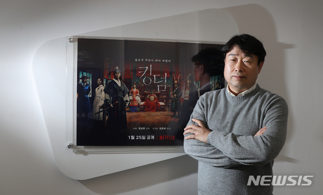 Astory執行長李相伯盼因老婆推薦了朴恩斌，在看了作品後決定邀請她演出《非常律師禹英禑》。（翻攝自NEWSIS）