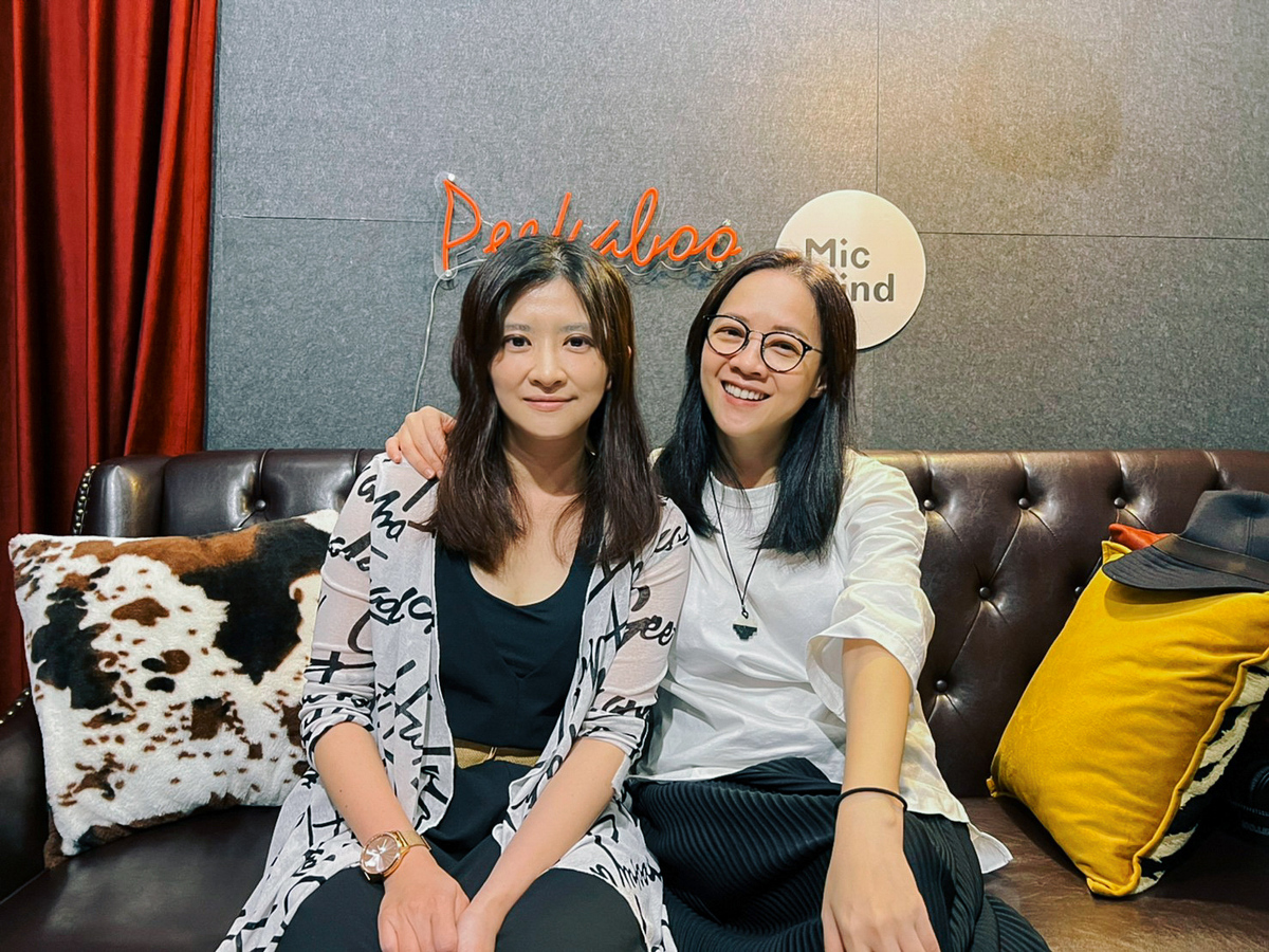 心理諮商師周慕姿，日前上曾寶儀主持的Podcast節目《曾寶儀人生寶藏地圖》，一起聊聊現代人的情緒覺醒，與各自走過的英雄之旅。（鏡好聽提供）