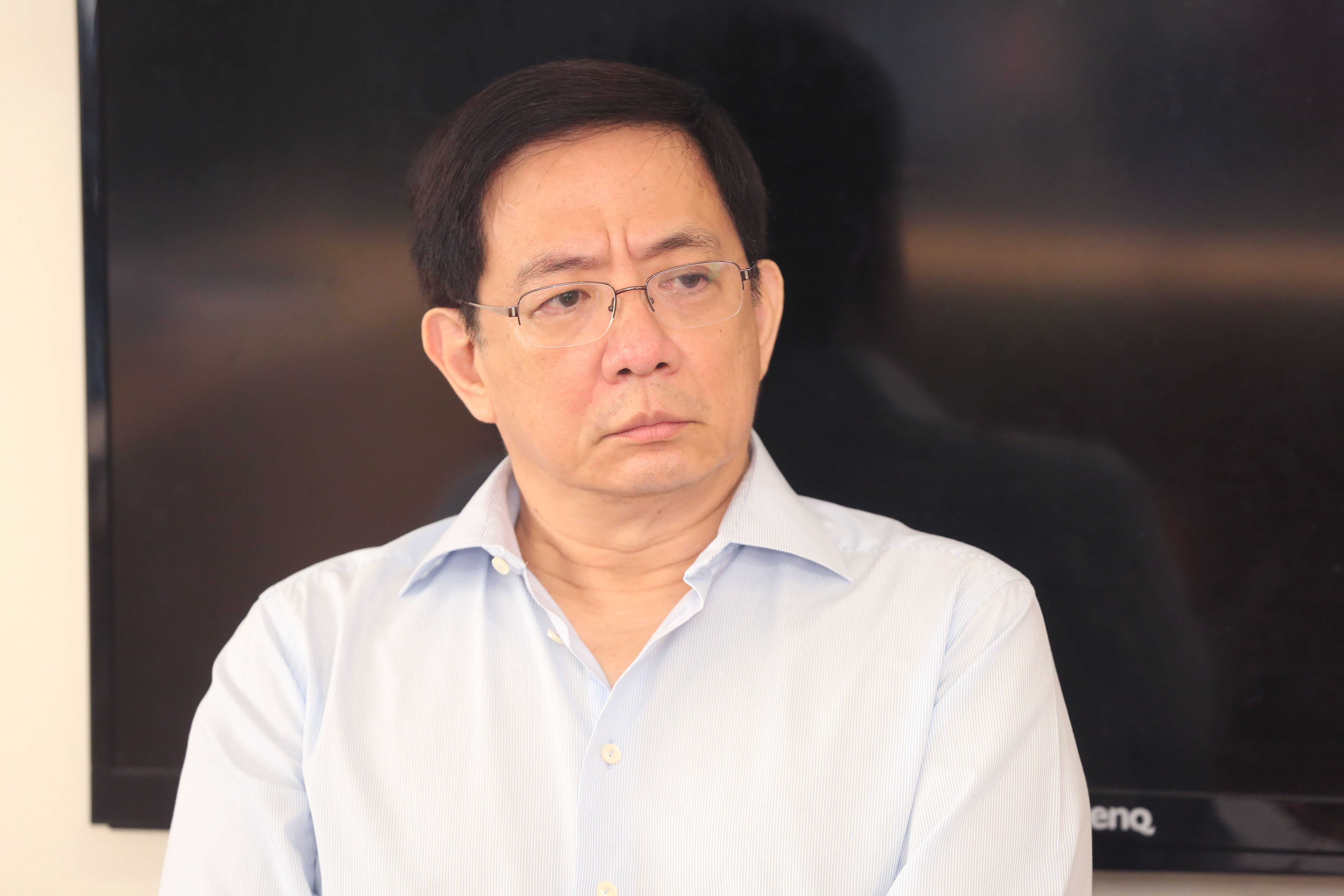 管中閔在台大臉書社團po文，「悲痛」抱怨自己中午在椰林大道傅鐘等人時，有上百位學生路過，結果只有2人來打招呼。（本刊資料照）