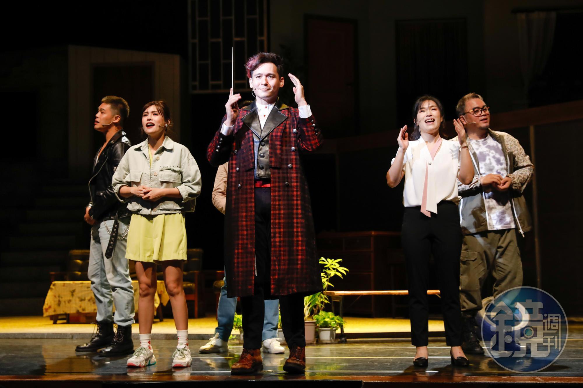 彩排記者會上，魏君佑、夏宇童、倪安東、賴盈螢（辣子）、王鏡冠合力演出，要觀眾丟開副能量。