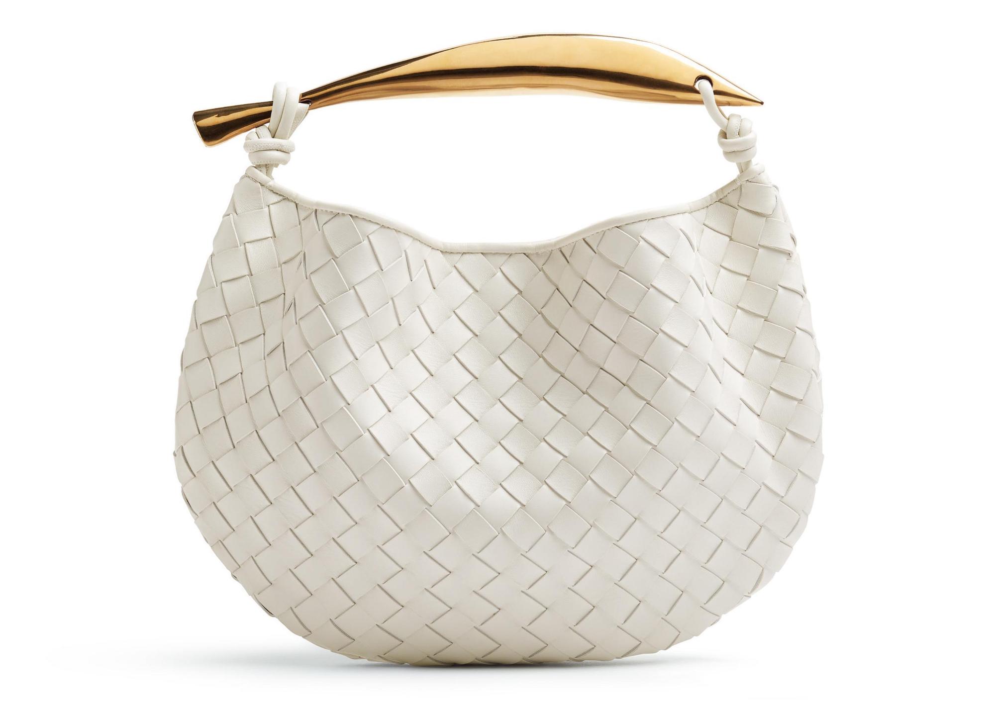 粉筆白色羊皮編織手提Sardine包 NT$131,300 Bottega Veneta。（Bottega Veneta提供）