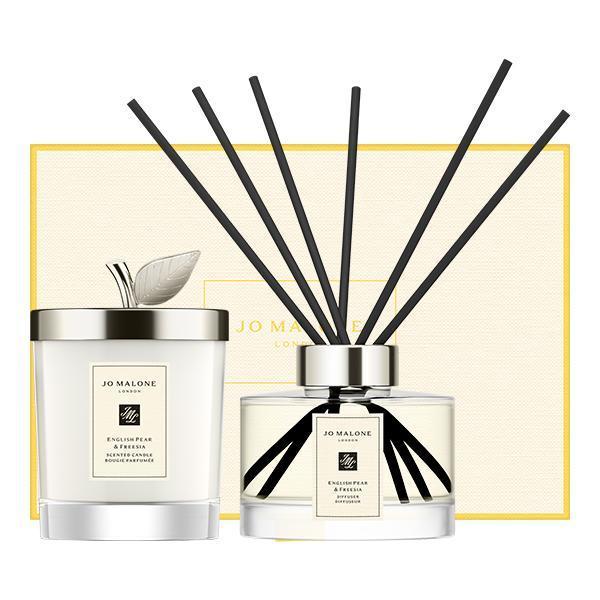 英國梨與小蒼蘭居家香氛禮盒。NT$7,150（Jo Malone London提供）