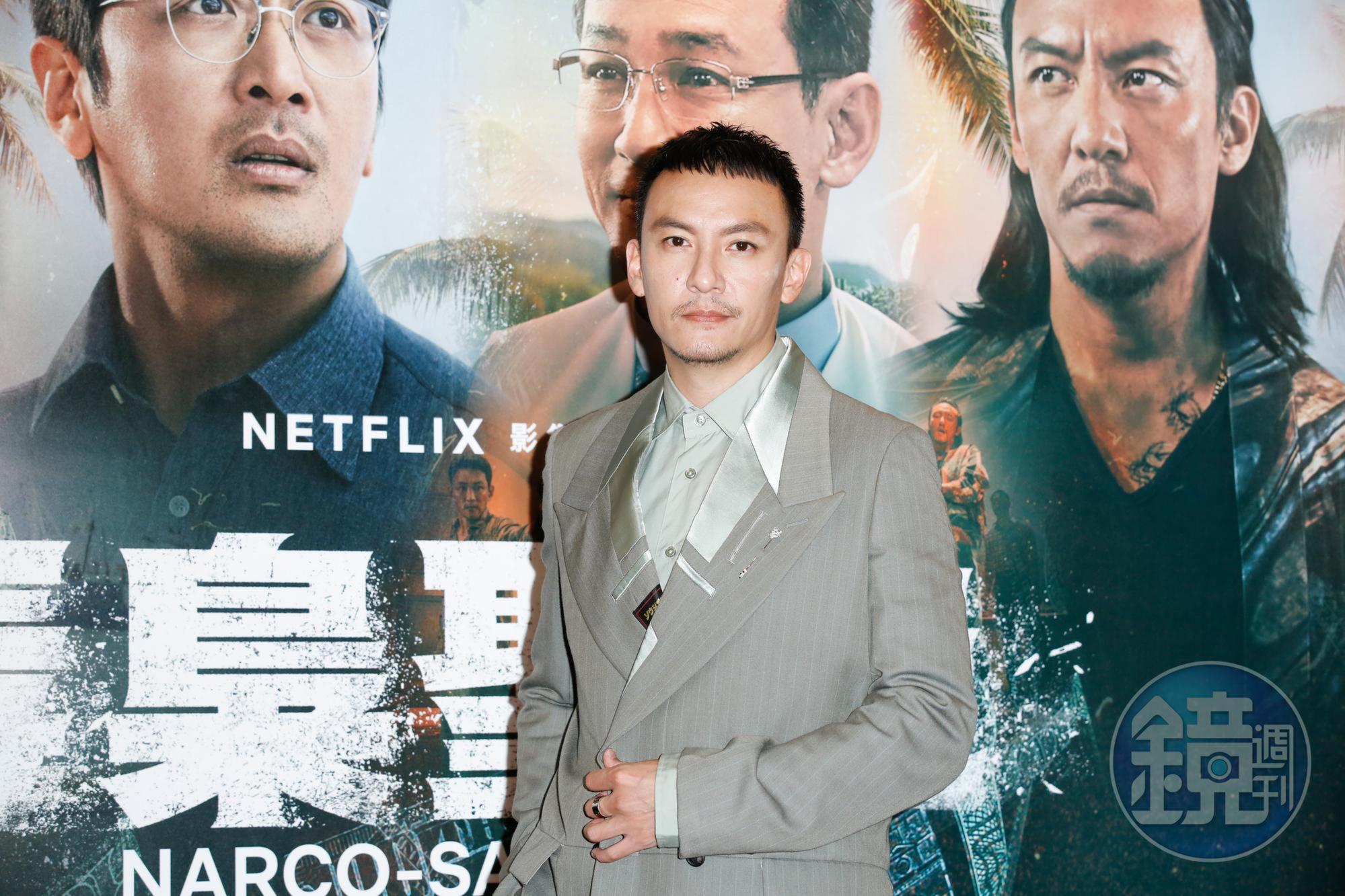 張震為《毒梟聖徒》接受台灣媒體聯訪。
