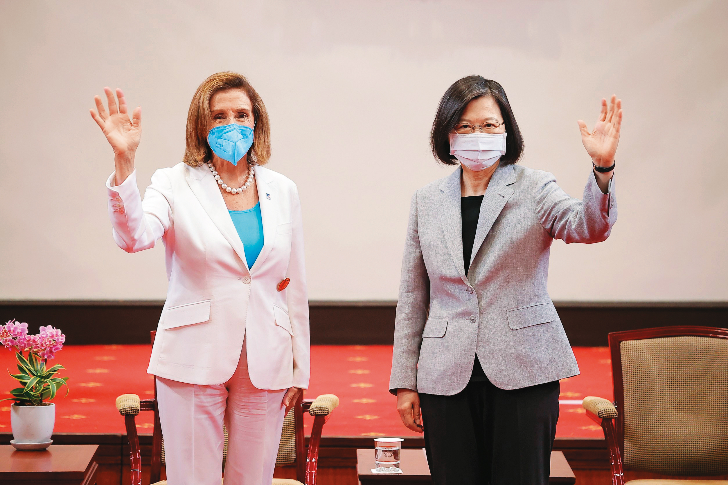 美中台關係陷入互相影響改變的循環，未來不論《台灣政策法案》發展如何，上自政府下至百姓，對此得有心理準備與實質應變方案。（總統府提供）