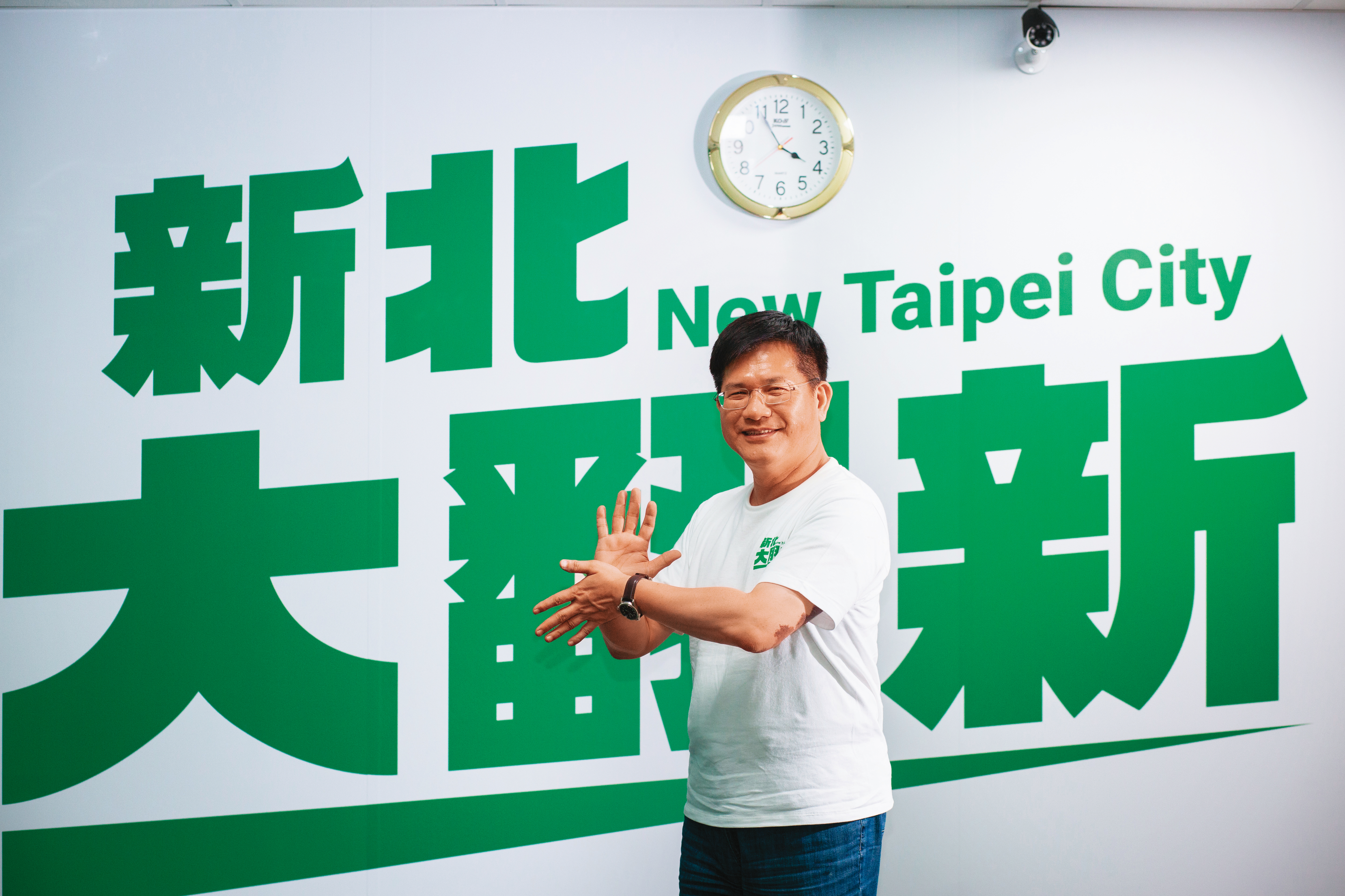 林佳龍坦言這一役是苦戰，但越戰越有使命感，誓言這次要讓大家看到侯友宜真面目。