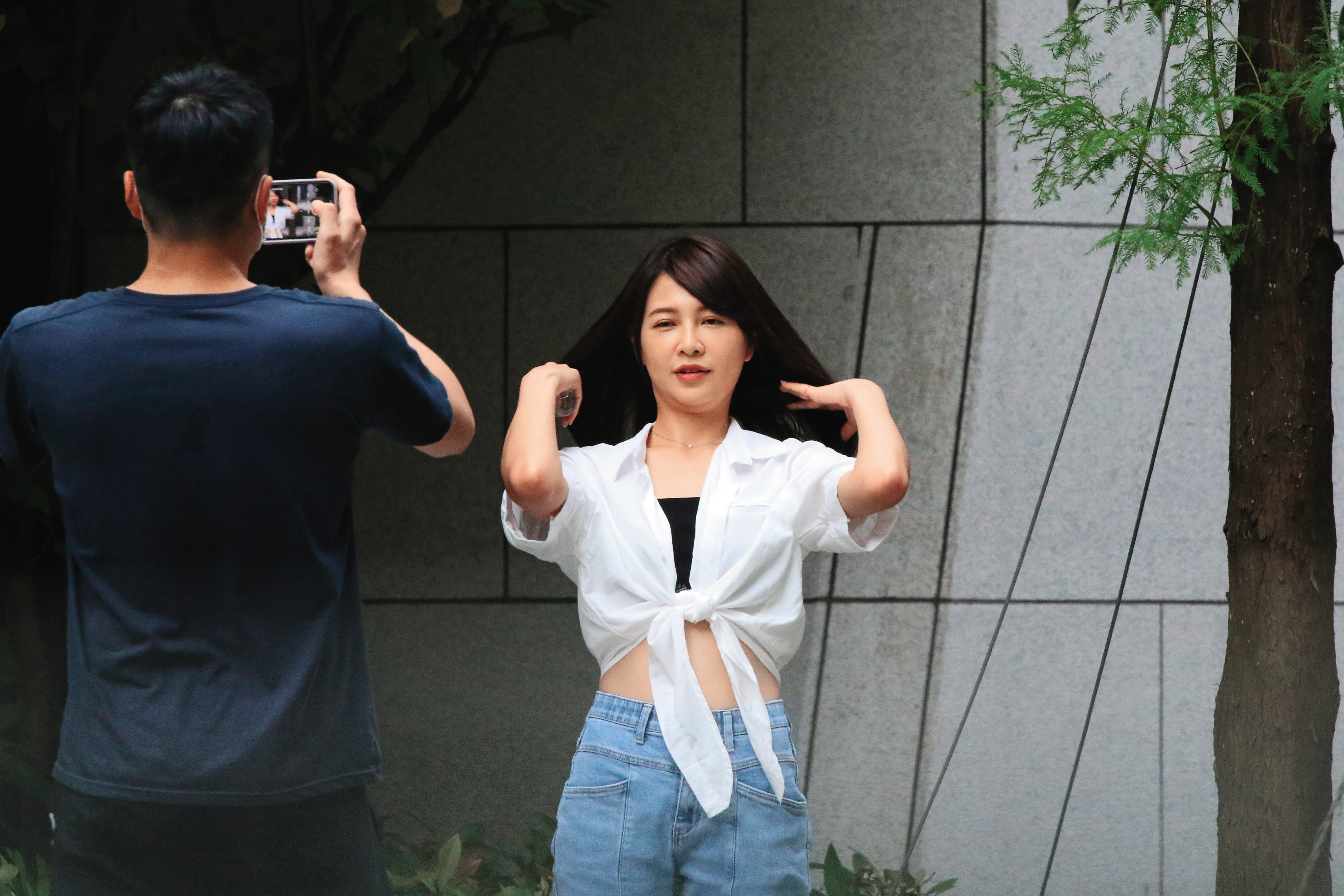 謝京穎曾被本刊拍到跟男友在街上甜蜜互拍，但沒想到照片見光前，兩人已經分手。