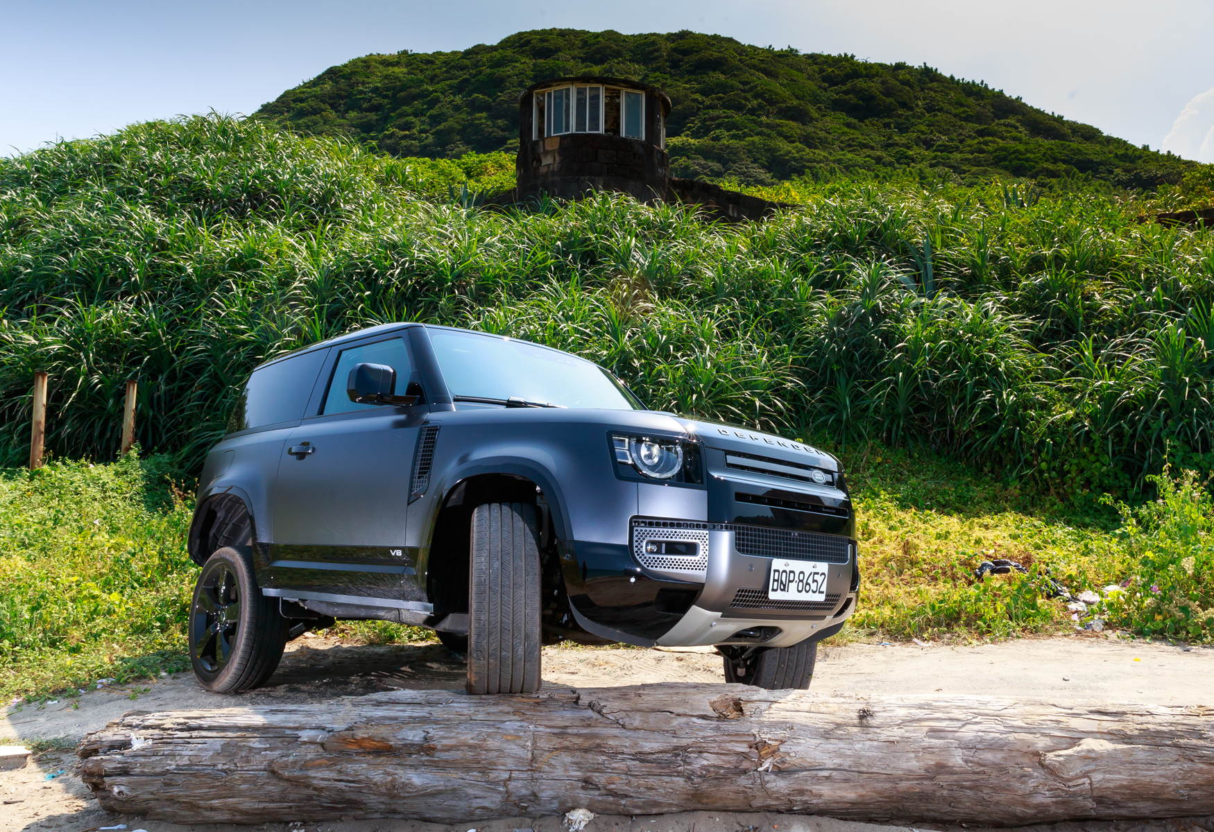 【鏡試駕】反派的浪漫！LAND ROVER Defender 90 V8 Carpathian Edition