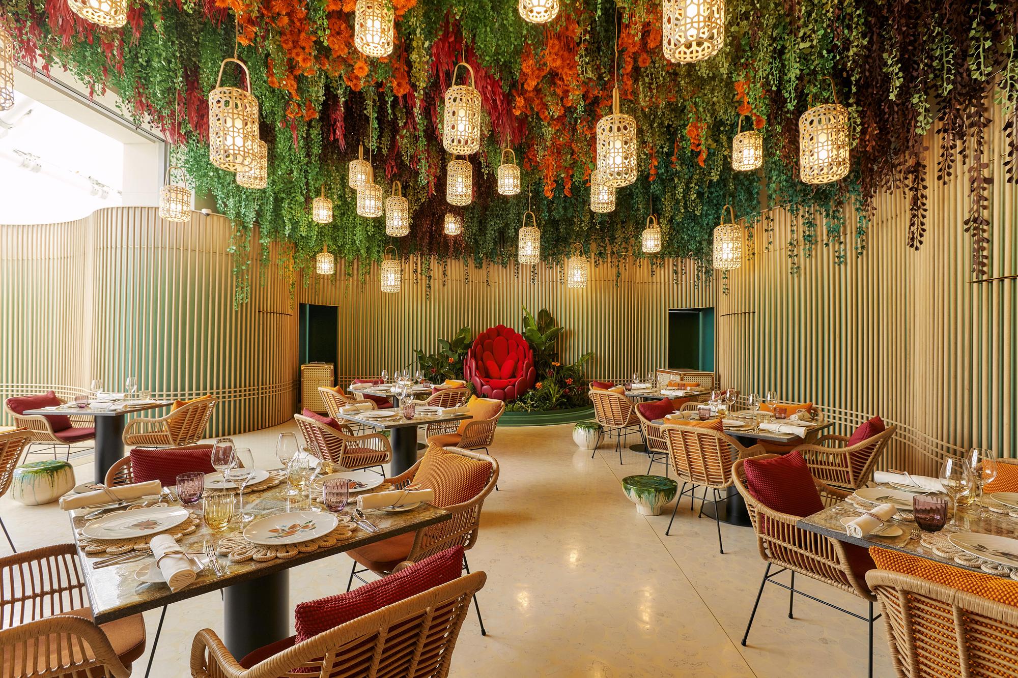 「Alain Passard at Louis Vuitton」期間限定餐廳以花園為主題進行裝飾。（路易威登提供）