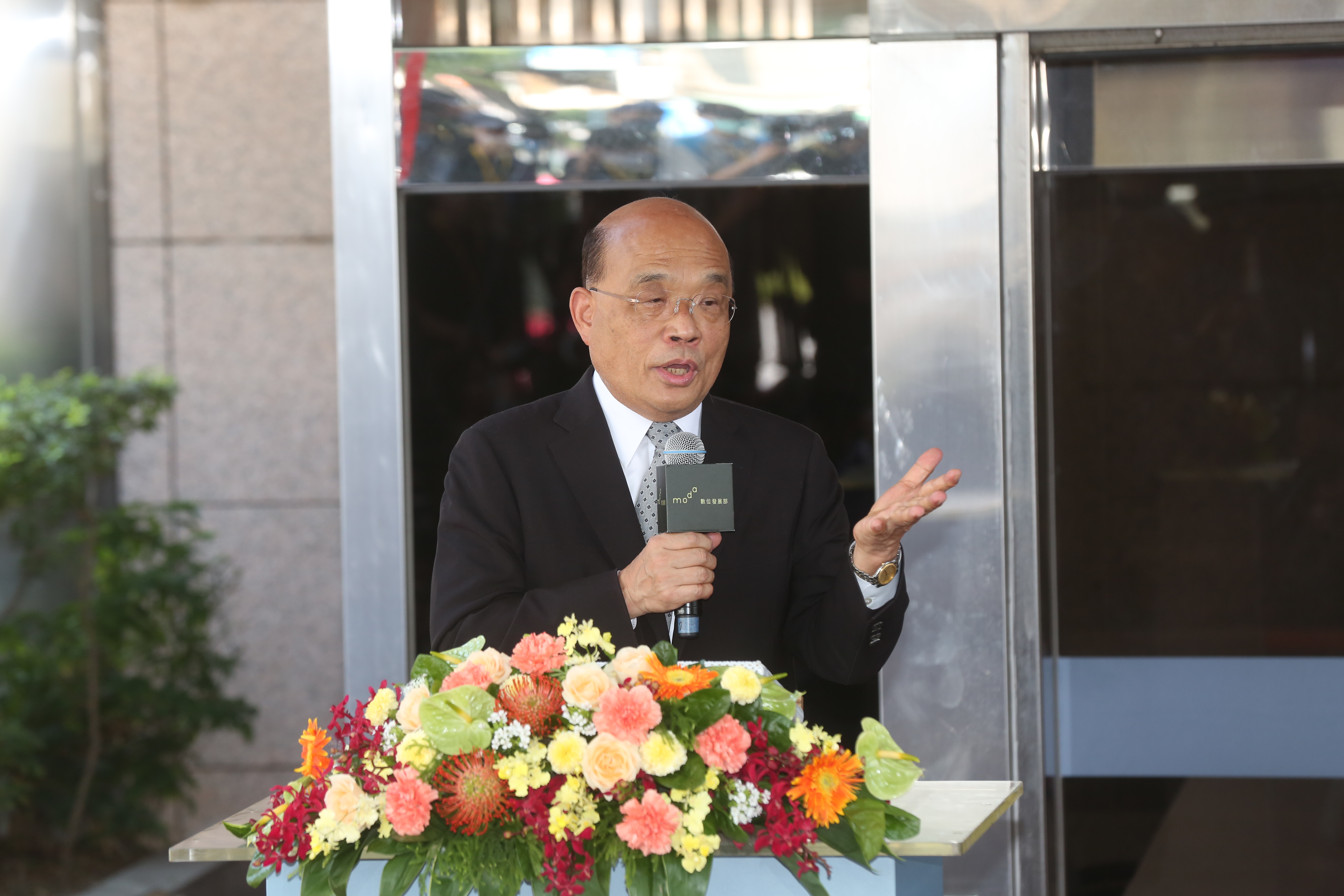 針對外役監遴選資格，近日行政院火速審議修法。圖為行政院長蘇貞昌。（本刊資料照）