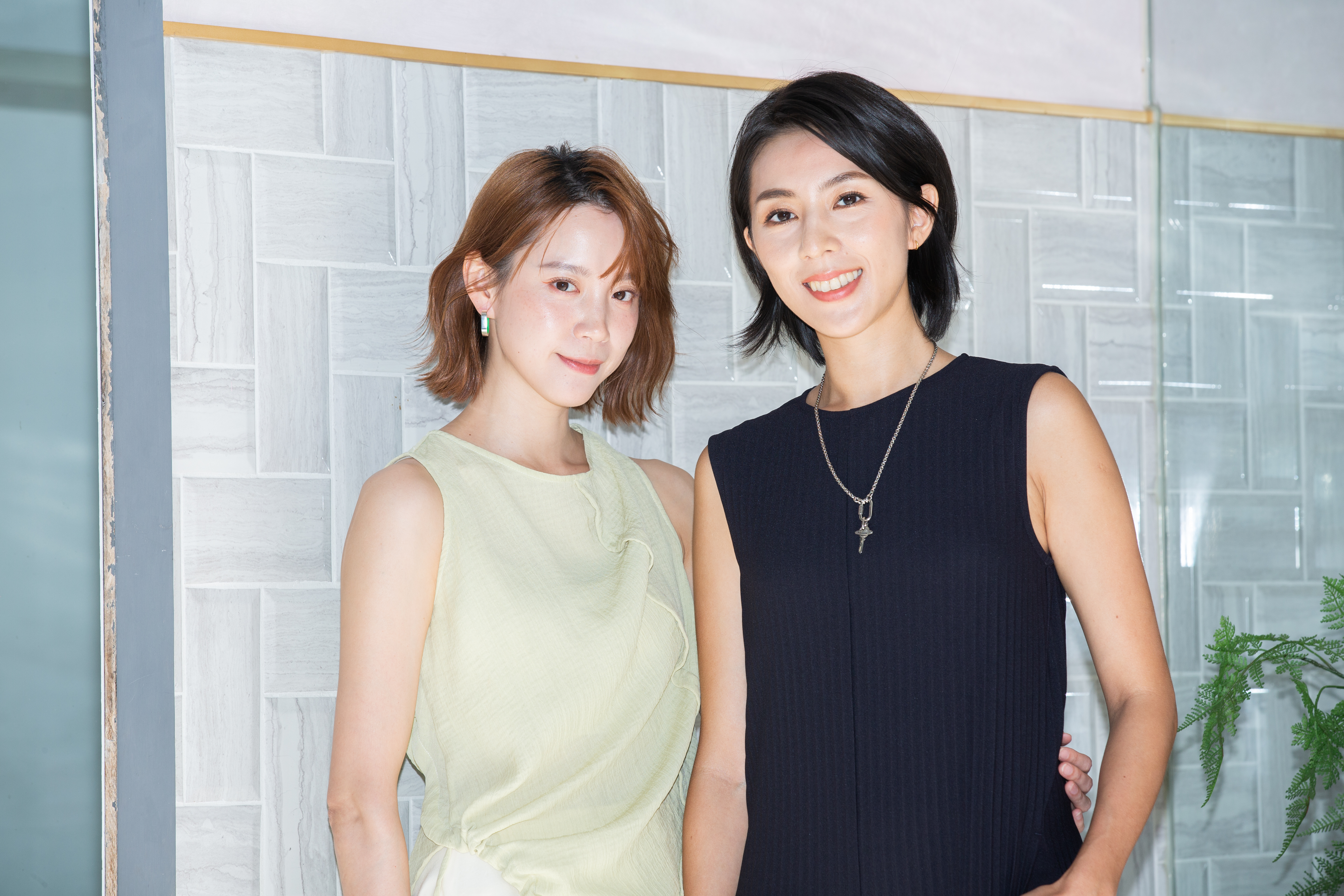 程予希因《第一次遇見花香的那刻》被網友評為極品學妹。